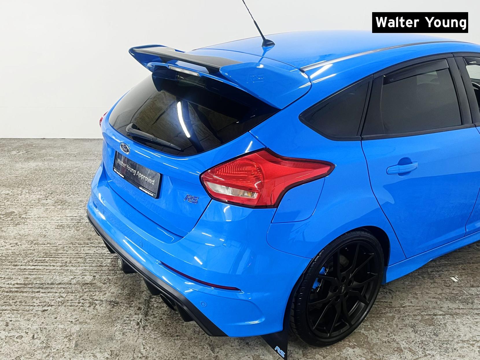 Ford Focus 2.3T EcoBoost RS Hatchback 5dr Petrol Manual AWD Euro 6 (s/s) (350 ps)