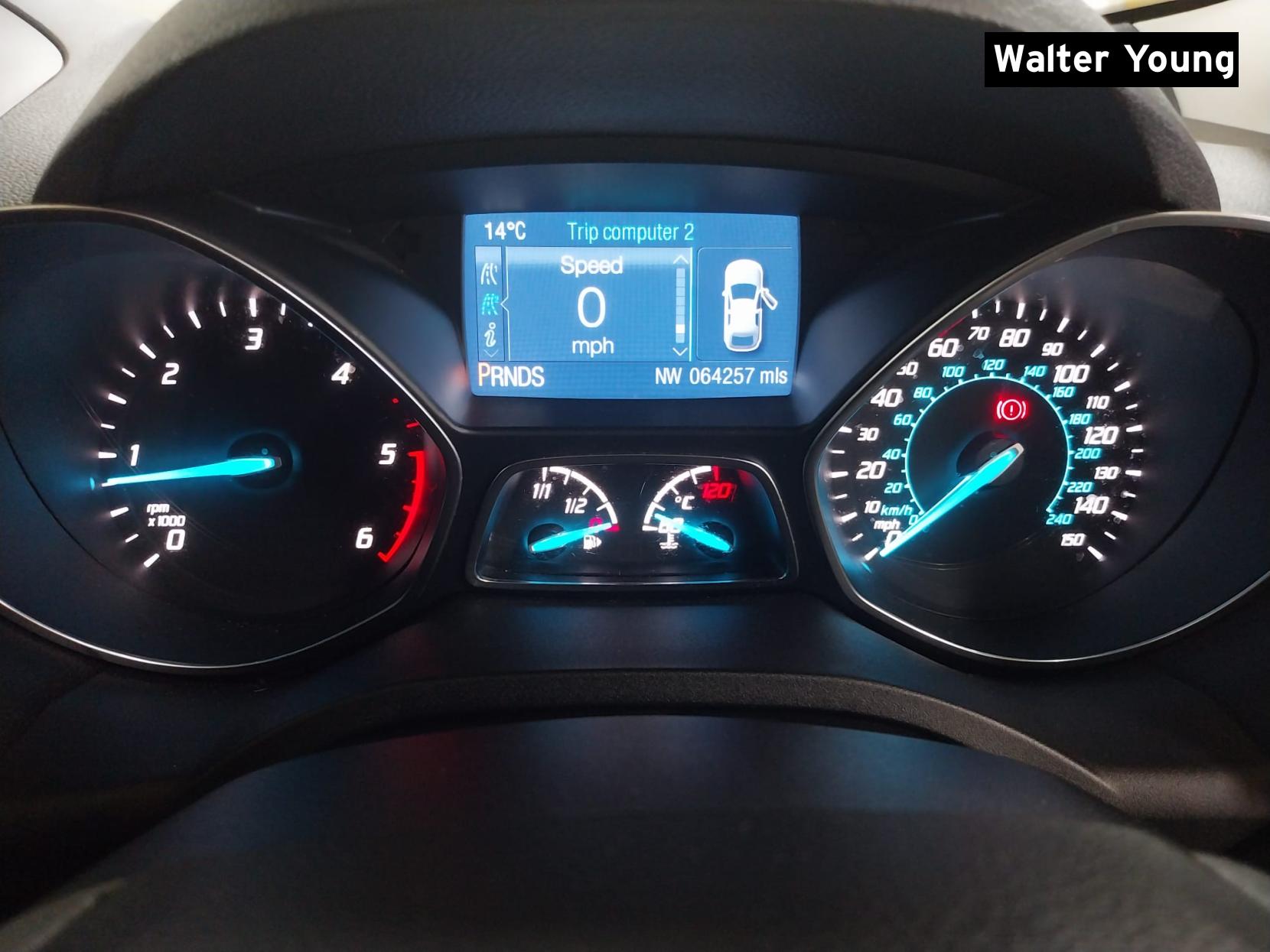 Ford Kuga 2.0 TDCi Titanium SUV 5dr Diesel Powershift AWD Euro 6 (s/s) (180 ps)