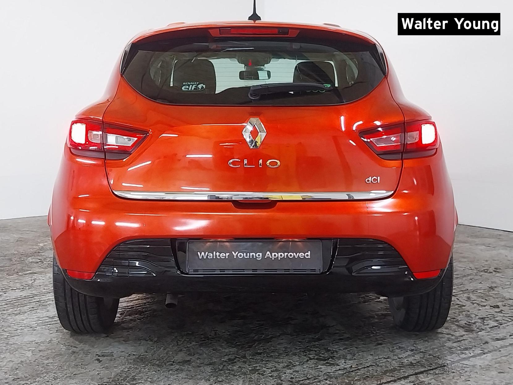 Renault Clio 1.5 dCi Dynamique MediaNav Hatchback 5dr Diesel Manual Euro 5 (s/s) (90 ps)