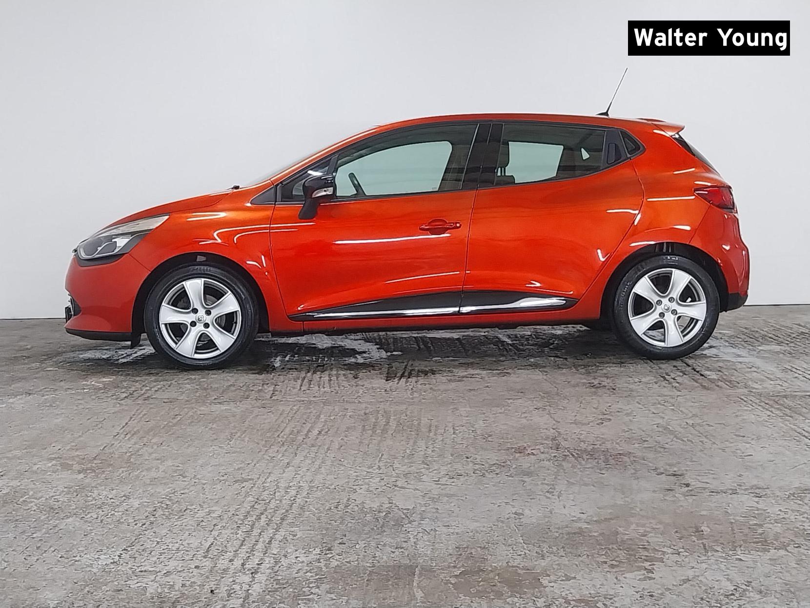 Renault Clio 1.5 dCi Dynamique MediaNav Hatchback 5dr Diesel Manual Euro 5 (s/s) (90 ps)