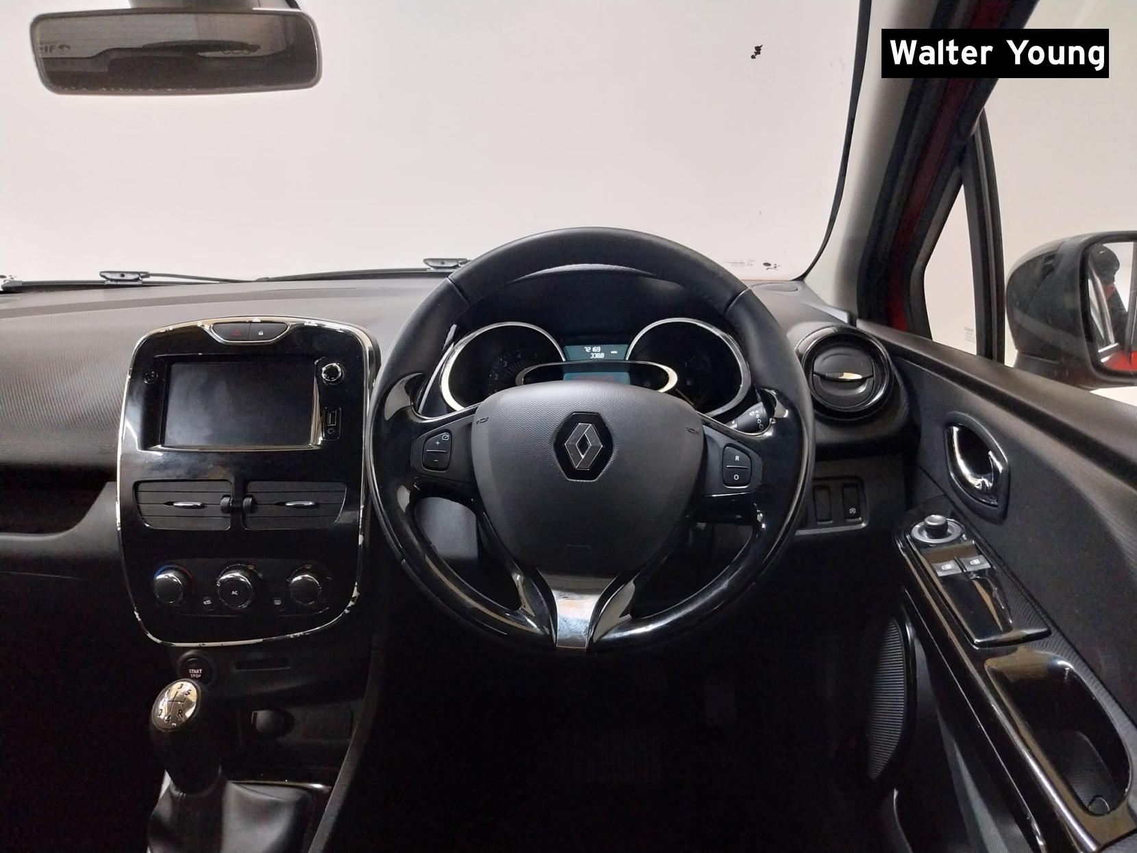 Renault Clio 1.5 dCi Dynamique MediaNav Hatchback 5dr Diesel Manual Euro 5 (s/s) (90 ps)