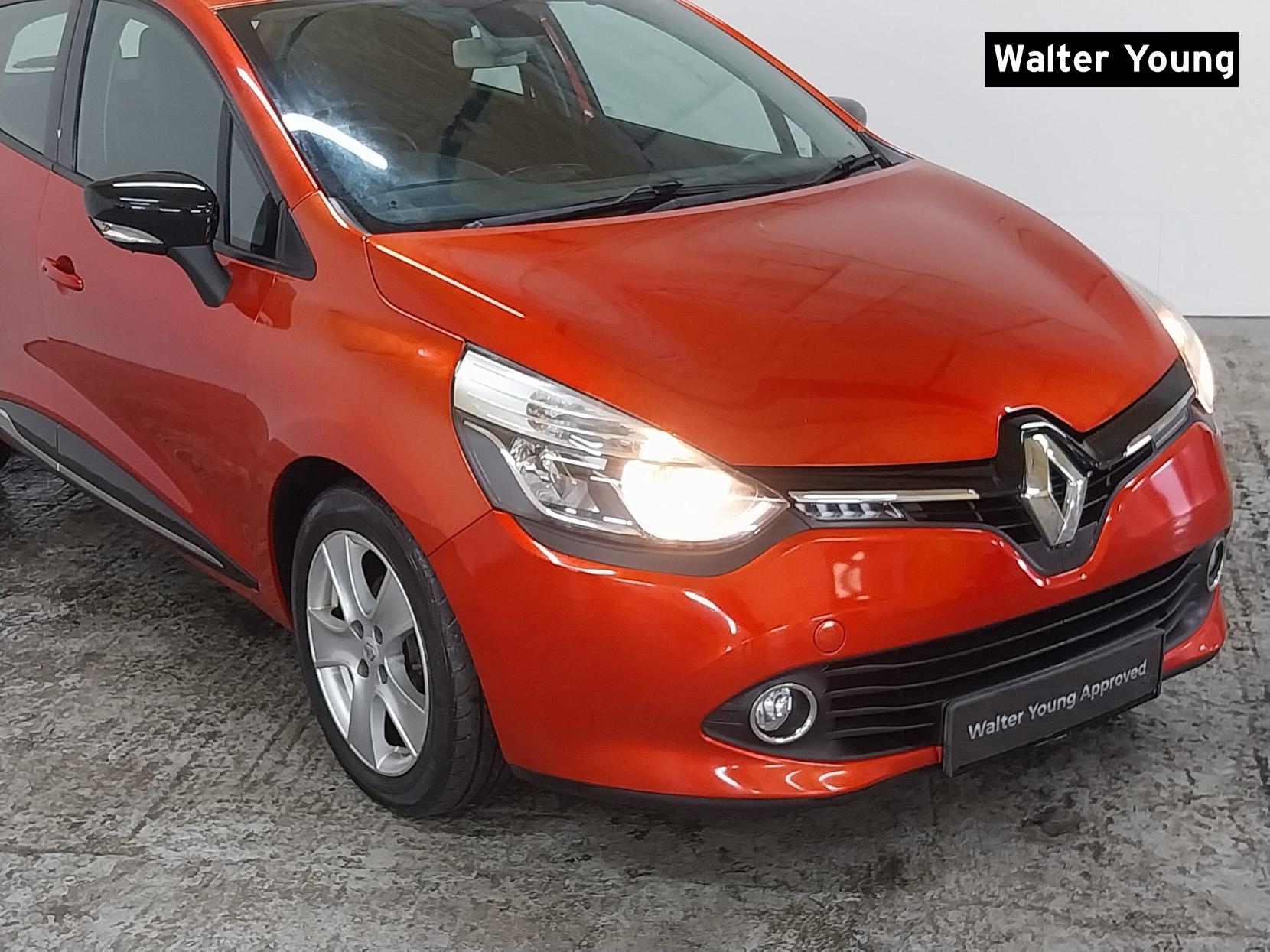 Renault Clio 1.5 dCi Dynamique MediaNav Hatchback 5dr Diesel Manual Euro 5 (s/s) (90 ps)