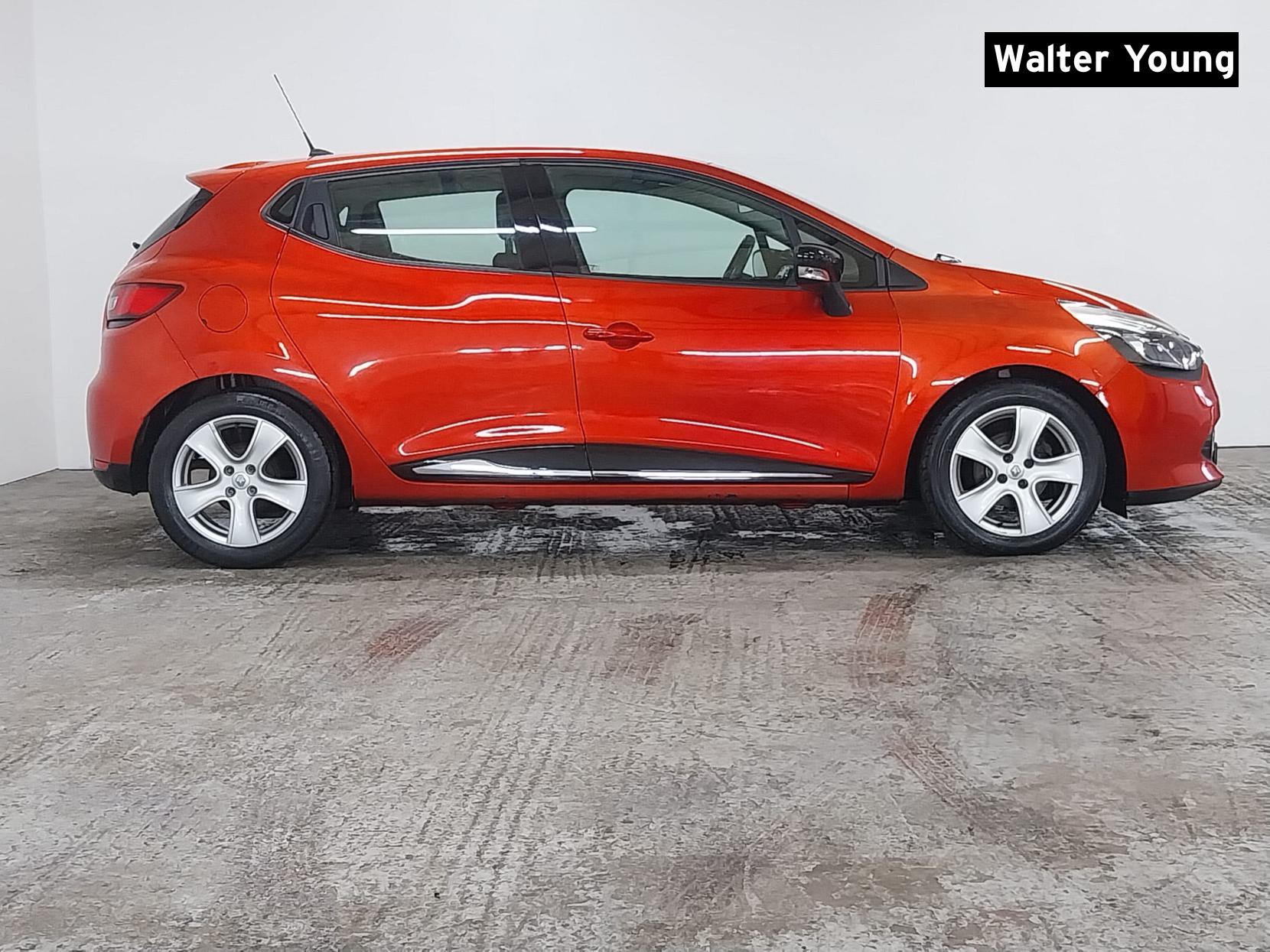Renault Clio 1.5 dCi Dynamique MediaNav Hatchback 5dr Diesel Manual Euro 5 (s/s) (90 ps)