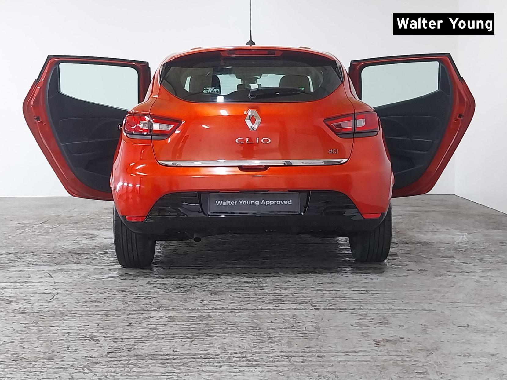 Renault Clio 1.5 dCi Dynamique MediaNav Hatchback 5dr Diesel Manual Euro 5 (s/s) (90 ps)