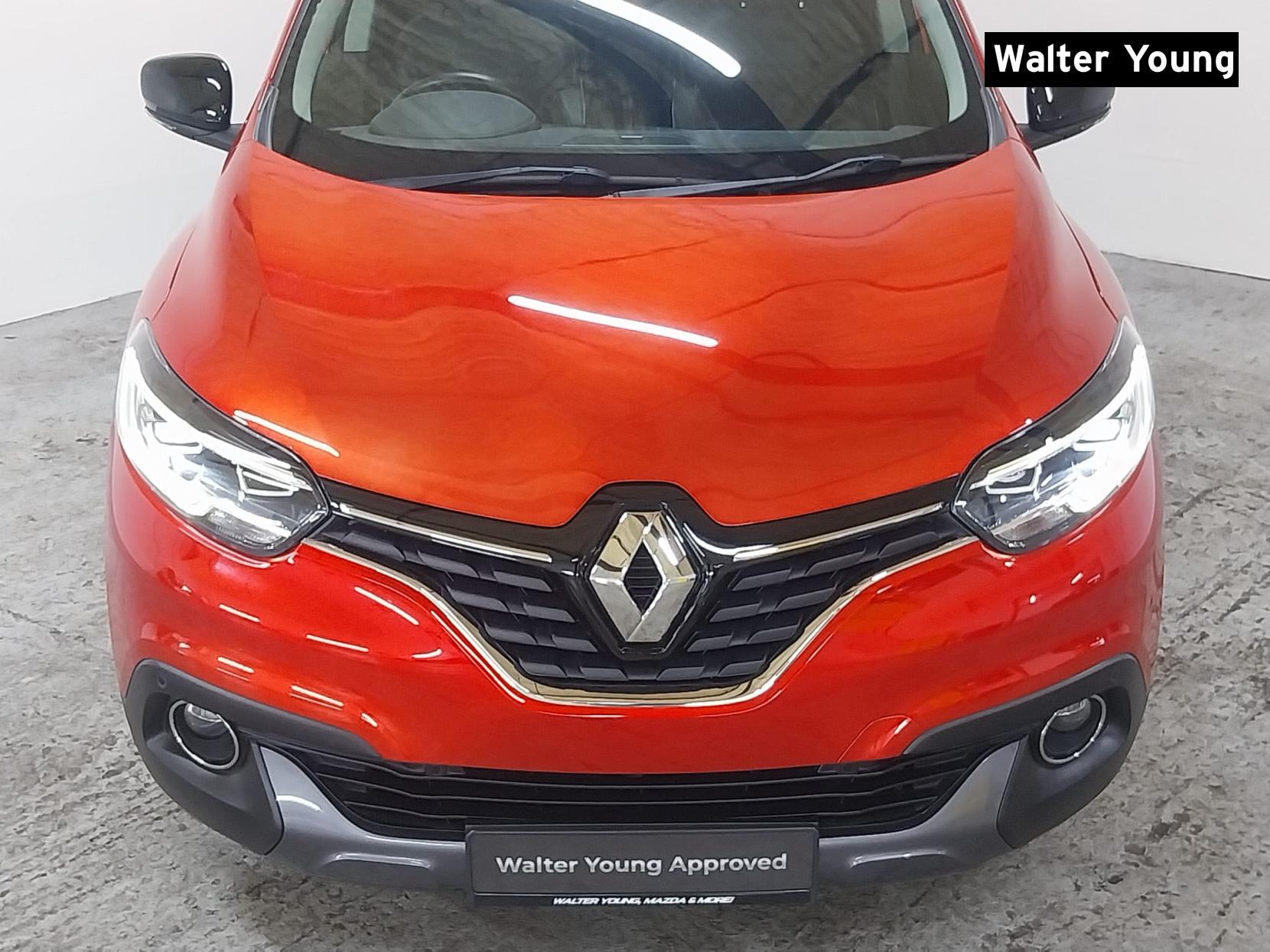 Renault Kadjar 1.2 TCe Signature Nav SUV 5dr Petrol Manual Euro 6 (s/s) (130 ps)