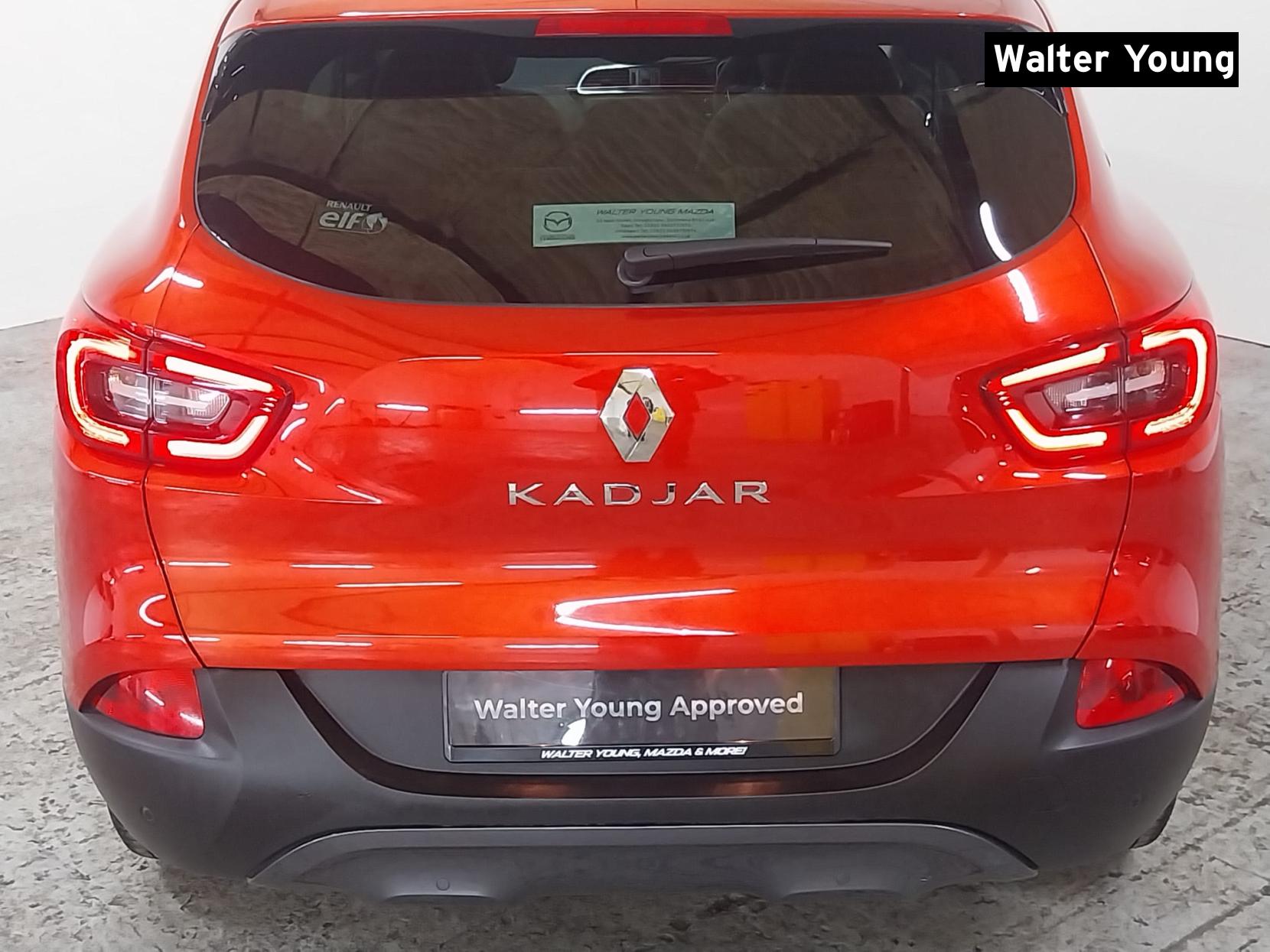 Renault Kadjar 1.2 TCe Signature Nav SUV 5dr Petrol Manual Euro 6 (s/s) (130 ps)