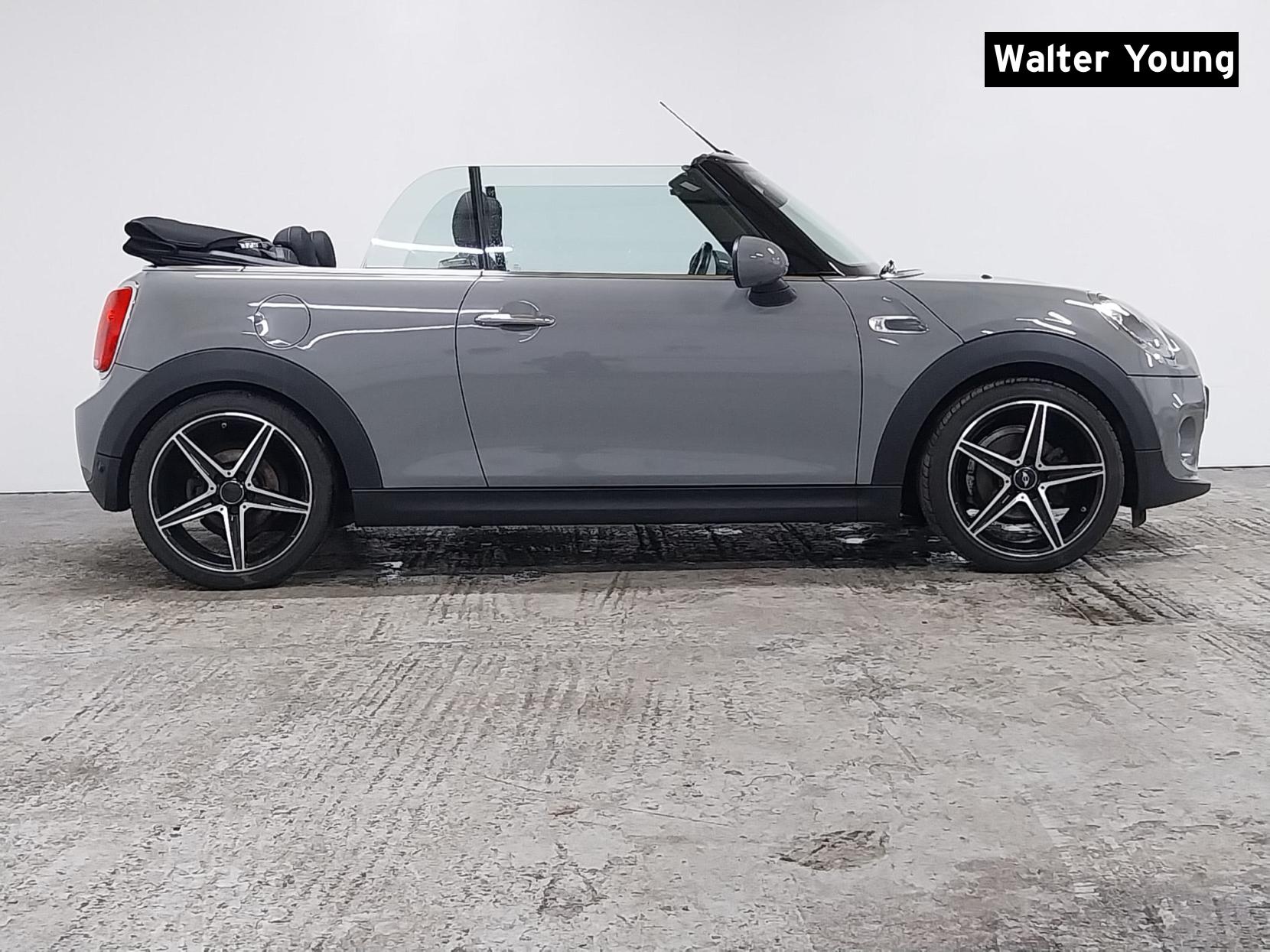 MINI Convertible 1.5 Cooper Convertible 2dr Petrol Manual Euro 6 (s/s) (136 ps)