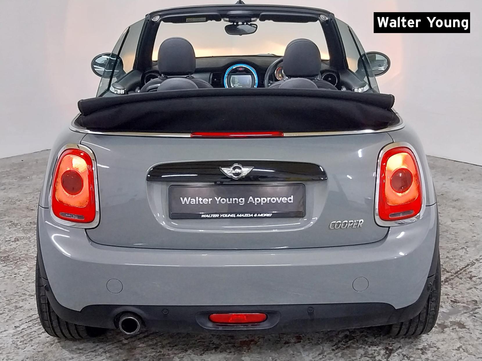 MINI Convertible 1.5 Cooper Convertible 2dr Petrol Manual Euro 6 (s/s) (136 ps)