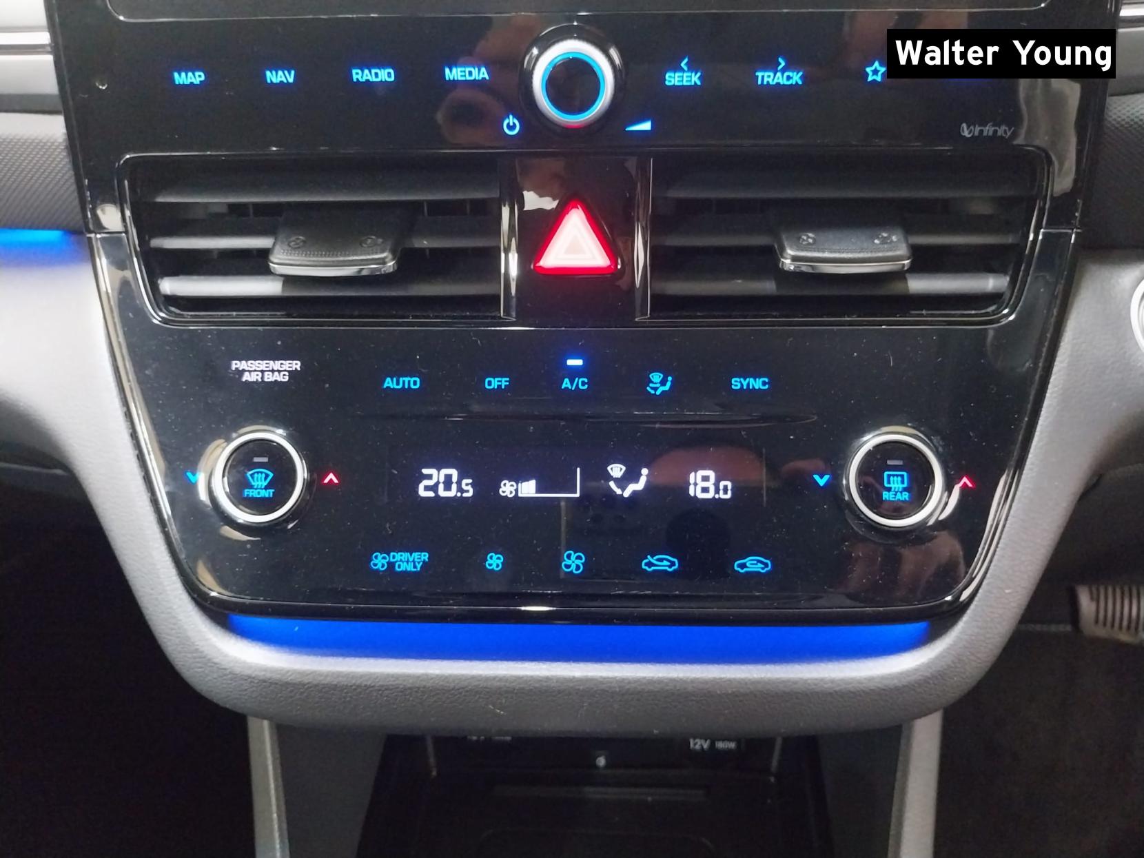 Hyundai IONIQ 1.6 h-GDi Premium Hatchback 5dr Petrol Hybrid DCT Euro 6 (s/s) (141 ps)