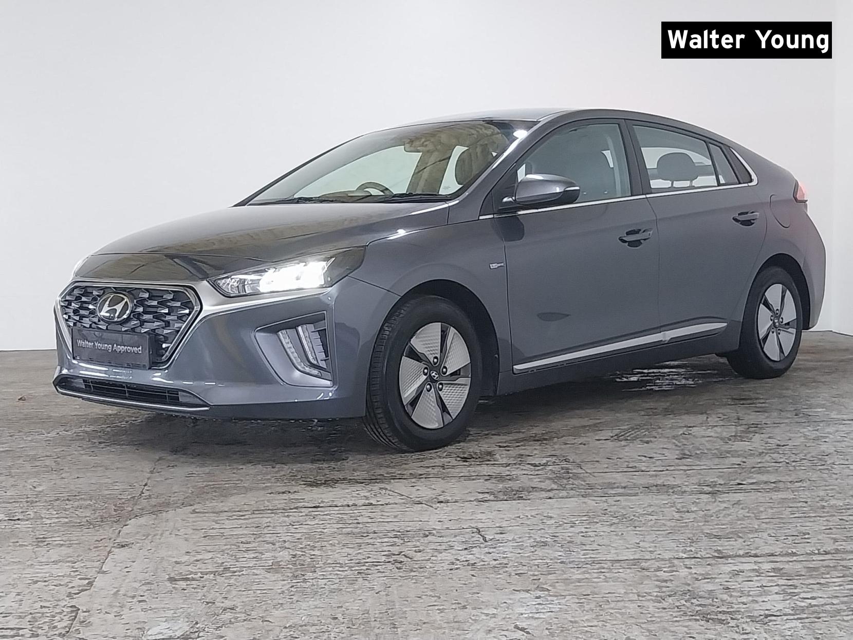 Hyundai IONIQ 1.6 h-GDi Premium Hatchback 5dr Petrol Hybrid DCT Euro 6 (s/s) (141 ps)
