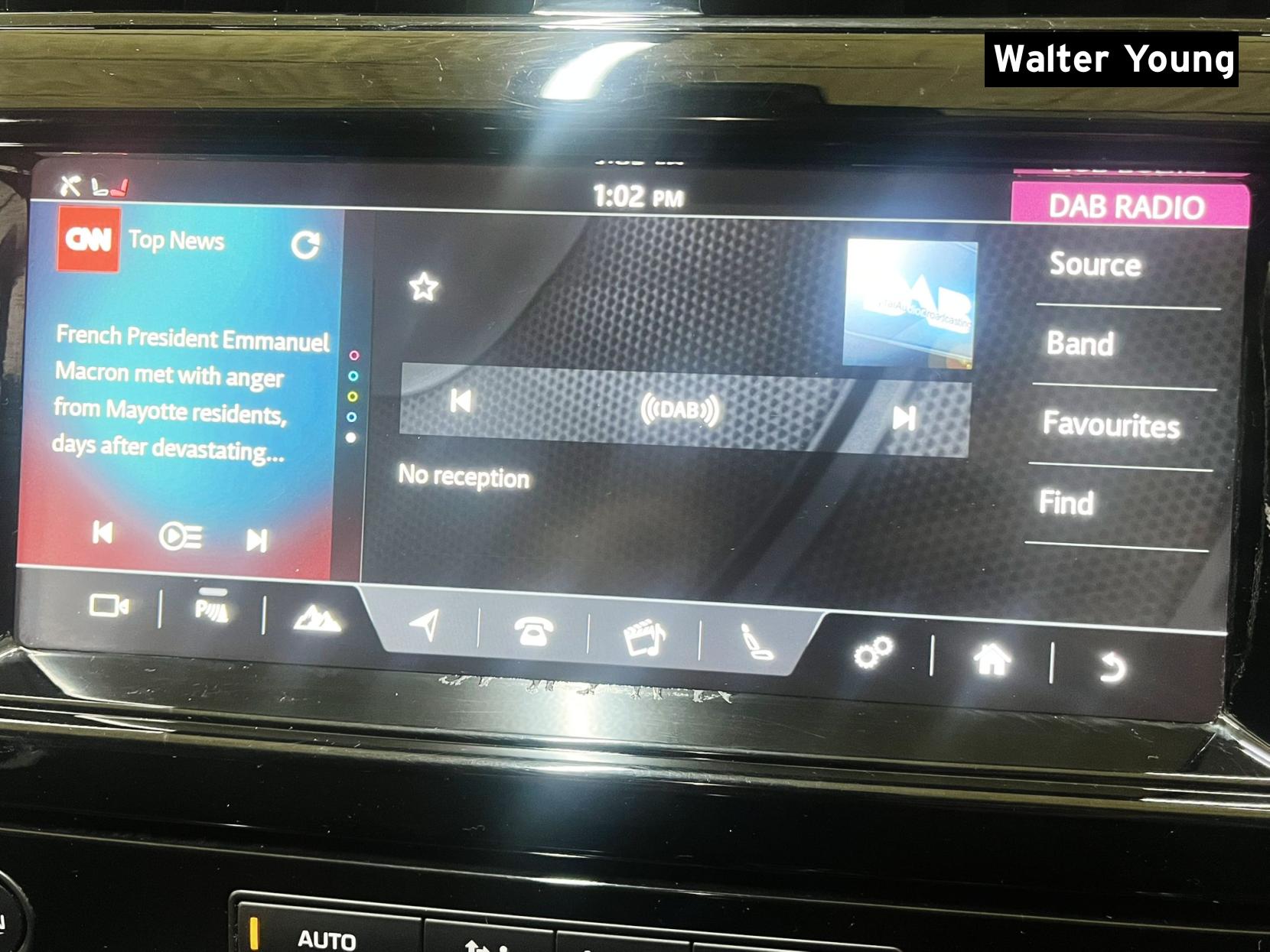 Land Rover Discovery 2.0 SD4 HSE SUV 5dr Diesel Auto 4WD Euro 6 (s/s) (240 ps)