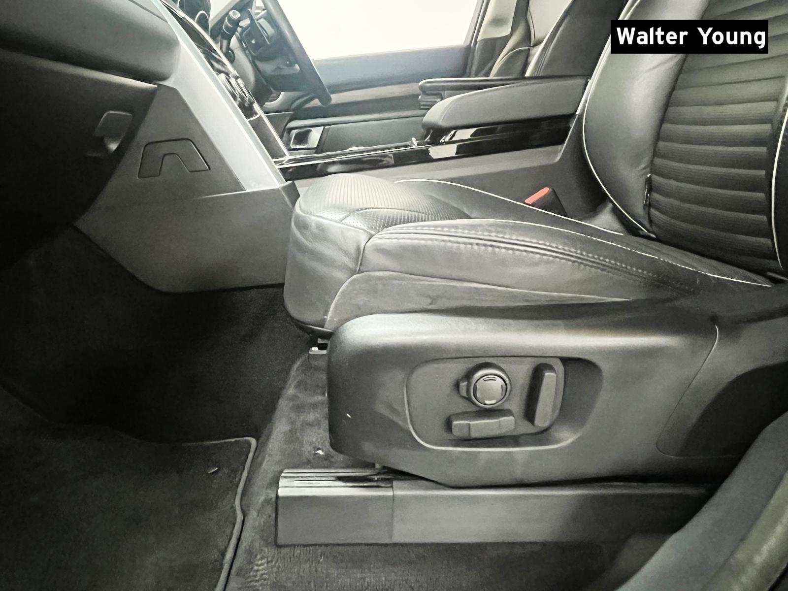 Land Rover Discovery 2.0 SD4 HSE SUV 5dr Diesel Auto 4WD Euro 6 (s/s) (240 ps)