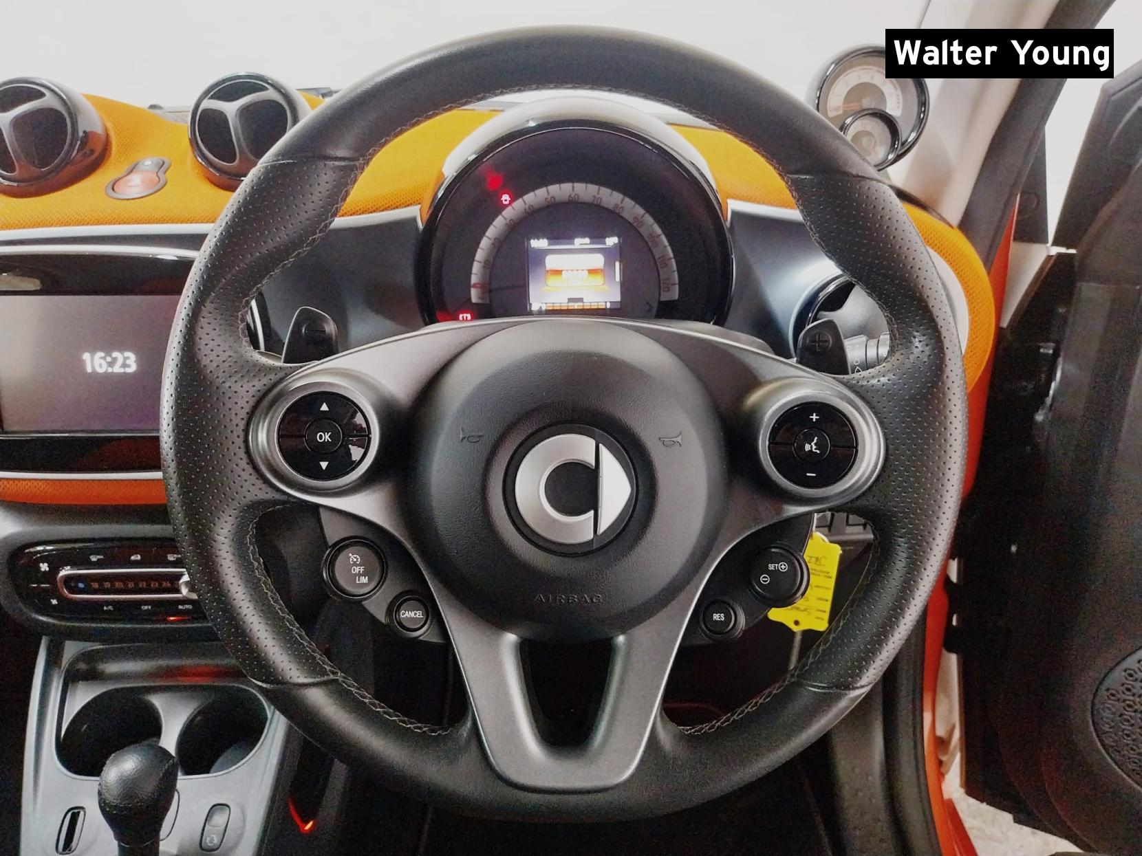 Smart fortwo 1.0 Edition 1 Coupe 2dr Petrol Twinamic Euro 6 (s/s) (71 ps)