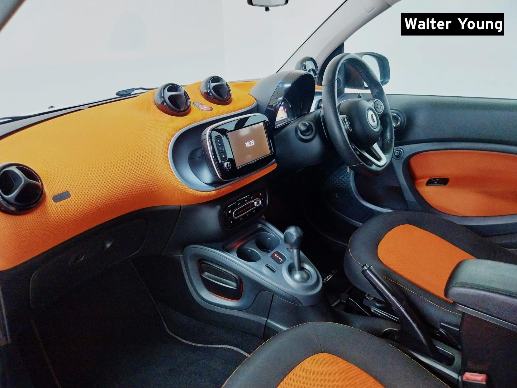 Smart fortwo 1.0 Edition 1 Coupe 2dr Petrol Twinamic Euro 6 (s/s) (71 ps)