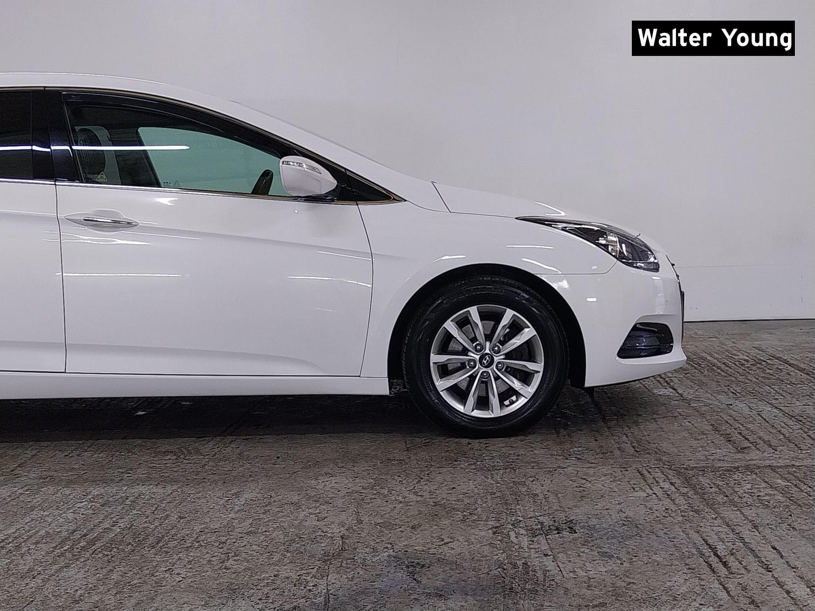Hyundai i40 1.7 CRDi Blue Drive SE Nav Saloon 4dr Diesel Manual Euro 6 (s/s) (115 ps)