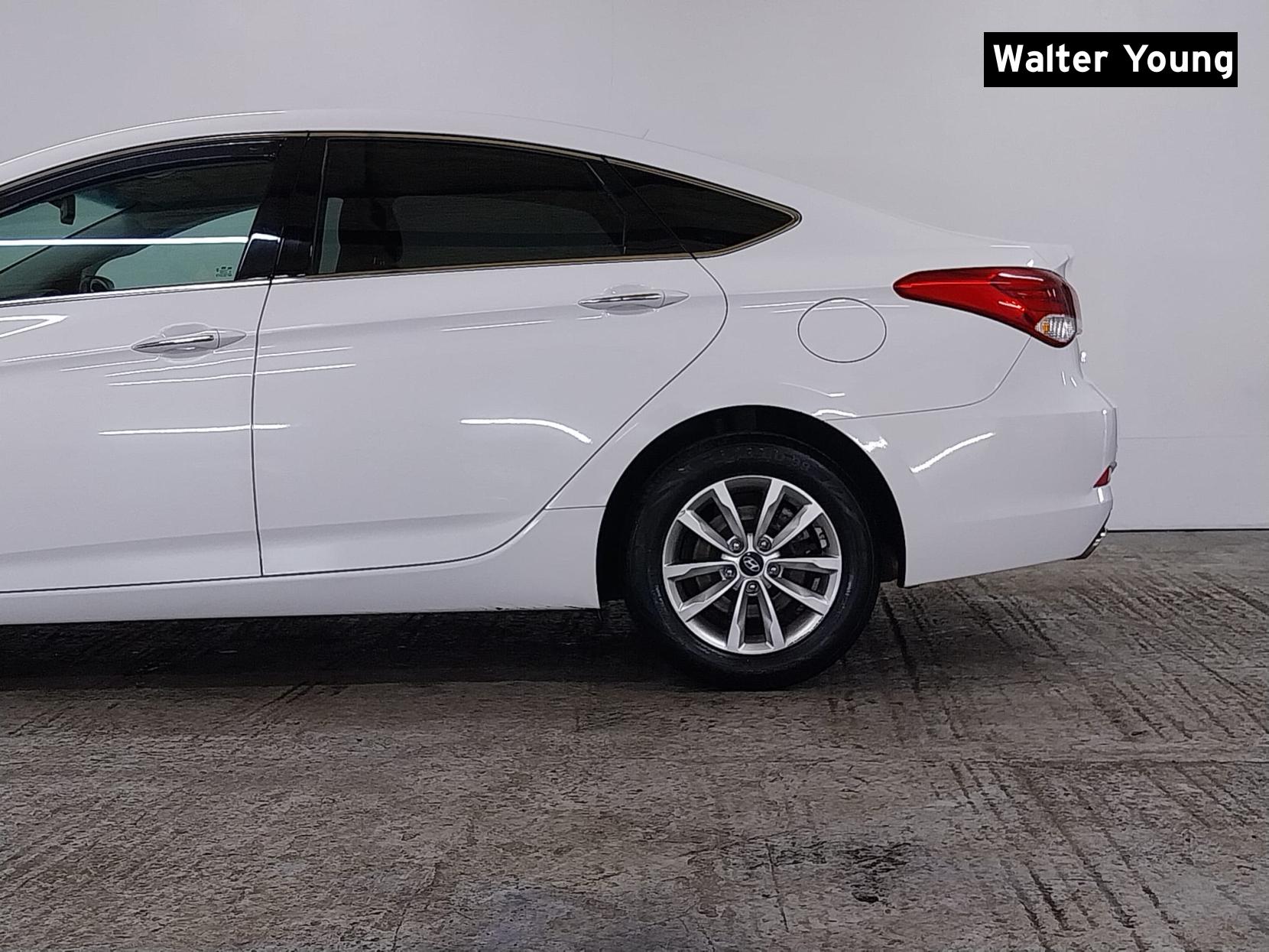 Hyundai i40 1.7 CRDi Blue Drive SE Nav Saloon 4dr Diesel Manual Euro 6 (s/s) (115 ps)