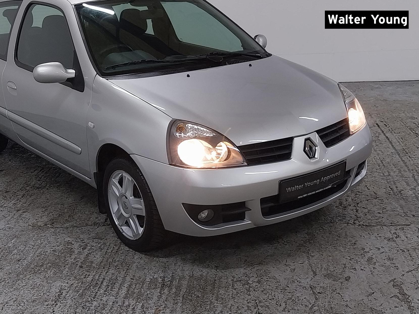 Renault Clio 1.2 Campus Sport Hatchback 3dr Petrol Manual (142 g/km, 75 bhp)