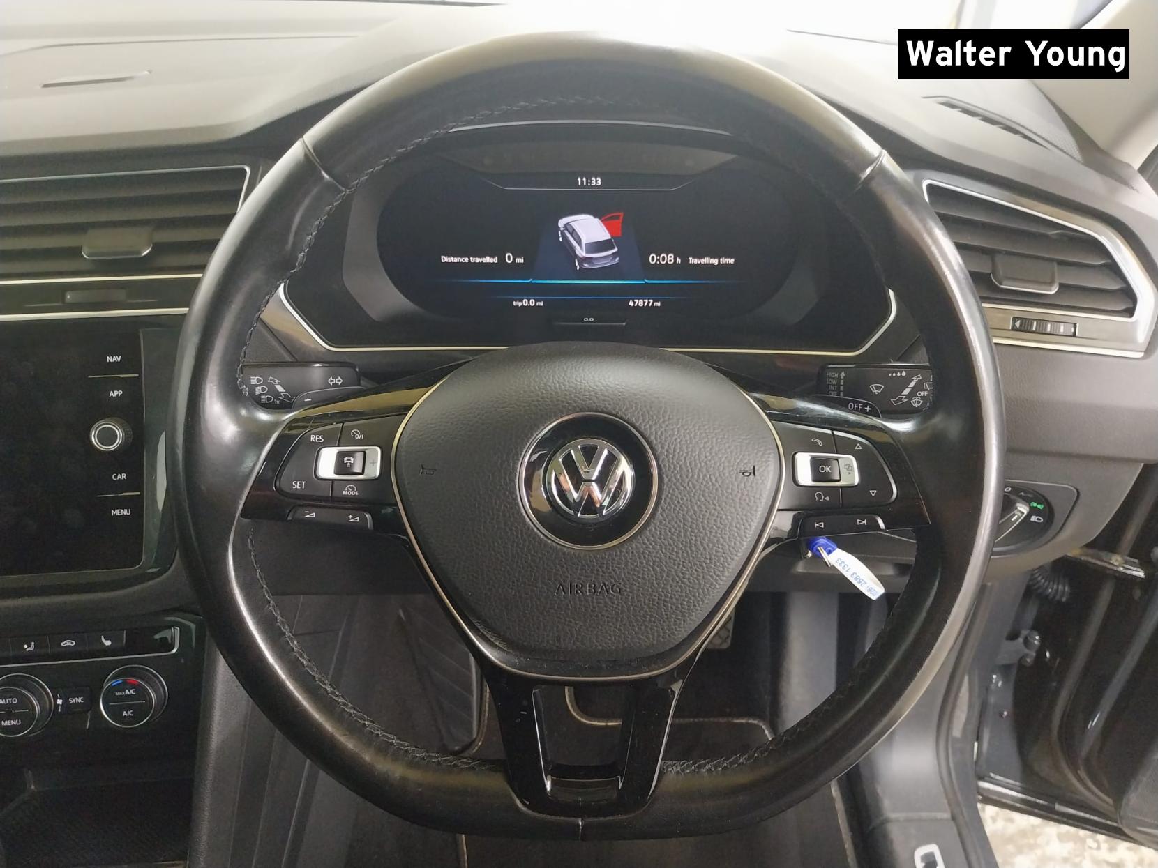 Volkswagen Tiguan 2.0 TDI SEL SUV 5dr Diesel DSG Euro 6 (s/s) (150 ps)