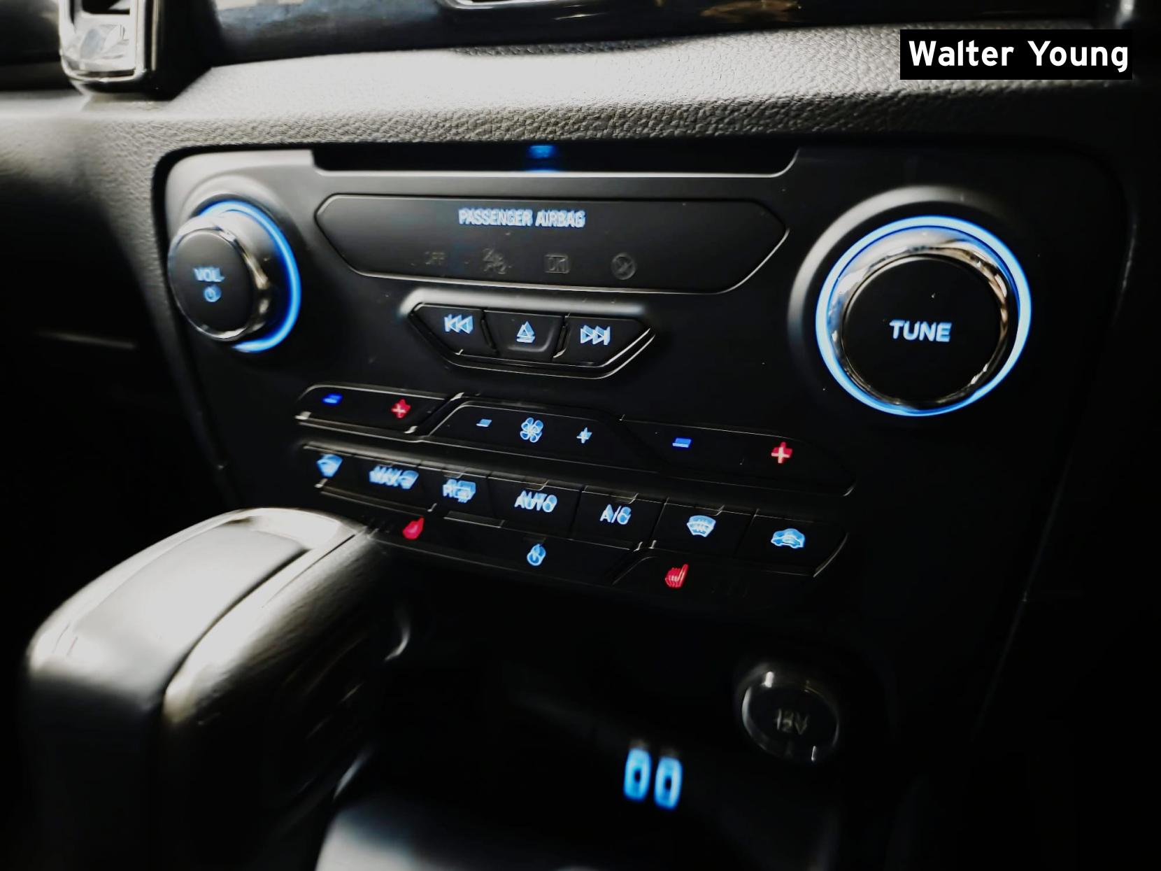 Ford Ranger 2.0 EcoBlue Wildtrak Pickup Double Cab 4dr Diesel Auto 4WD Euro 6 (s/s) (213 ps)