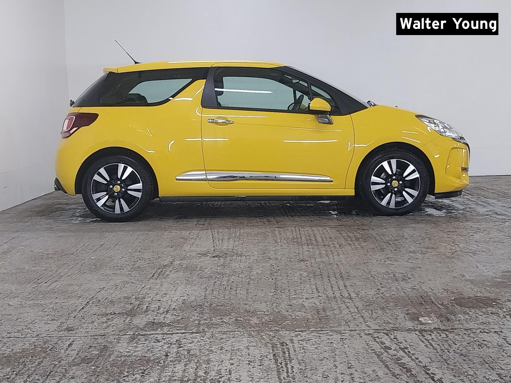 DS AUTOMOBILES DS 3 1.2 PureTech Chic Hatchback 3dr Petrol Manual Euro 6 (82 ps)