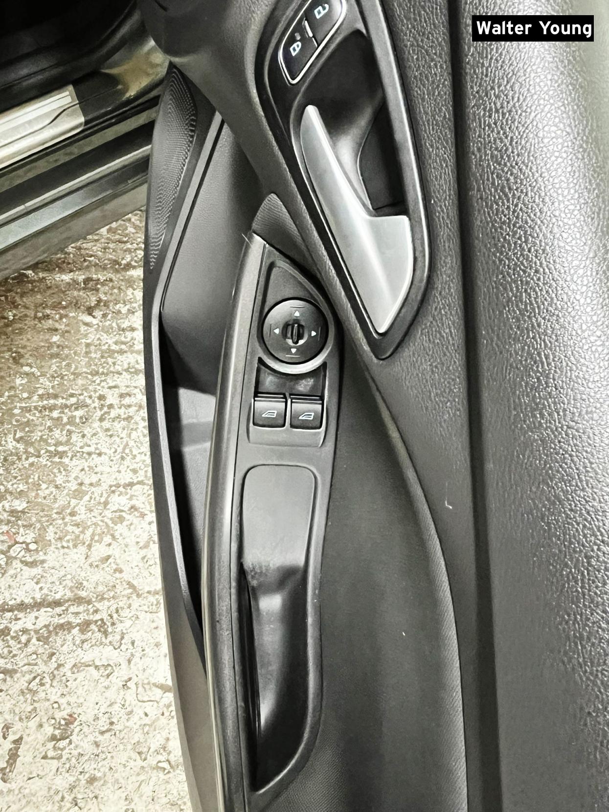 Ford Focus 1.5 TDCi ST-Line Hatchback 5dr Diesel Manual Euro 6 (s/s) (120 ps)