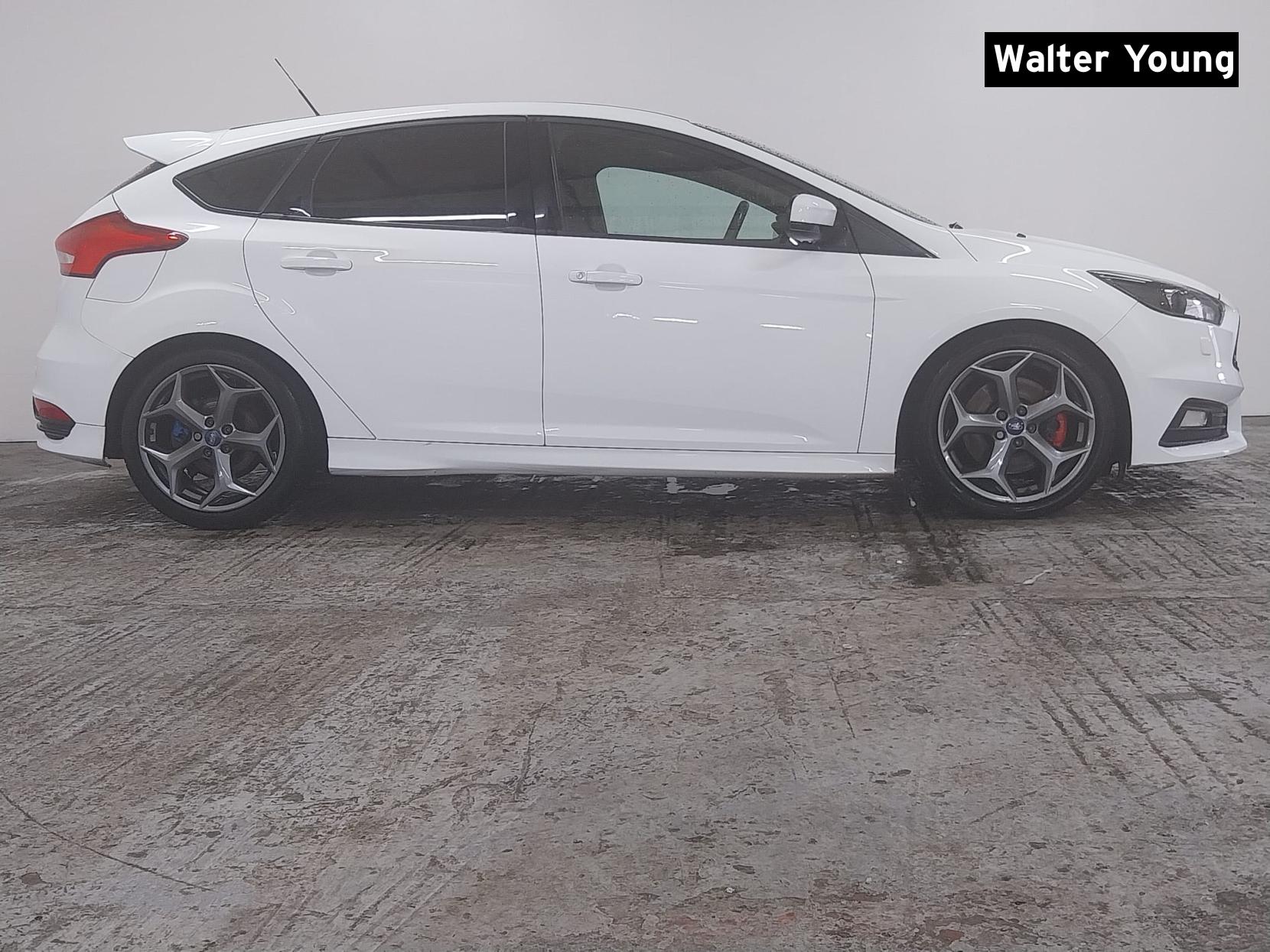 Ford Focus 2.0 TDCi ST-3 Hatchback 5dr Diesel Manual Euro 6 (s/s) (185 ps)