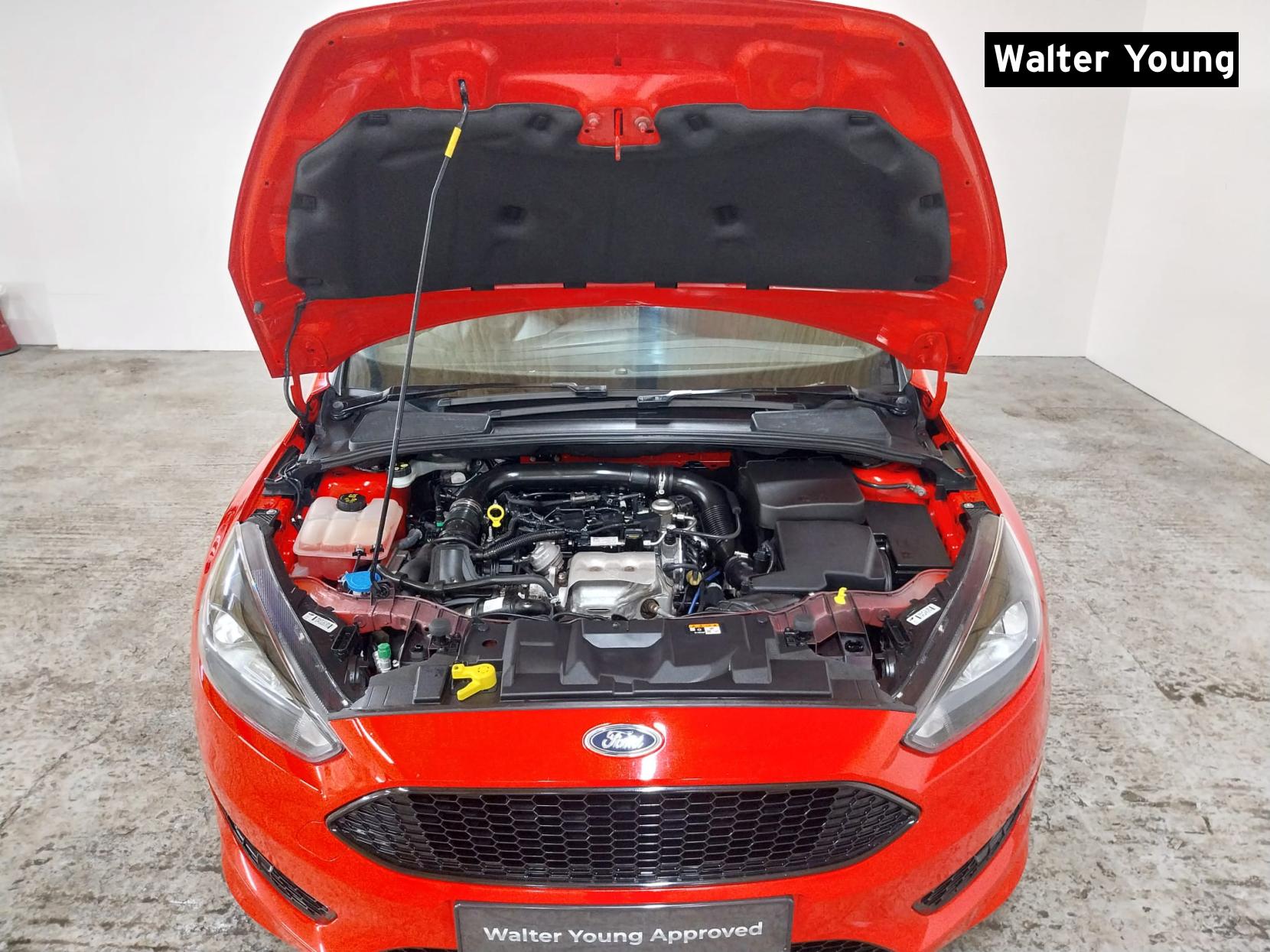 Ford Focus 1.0T EcoBoost ST-Line Hatchback 5dr Petrol Manual Euro 6 (s/s) (140 ps)