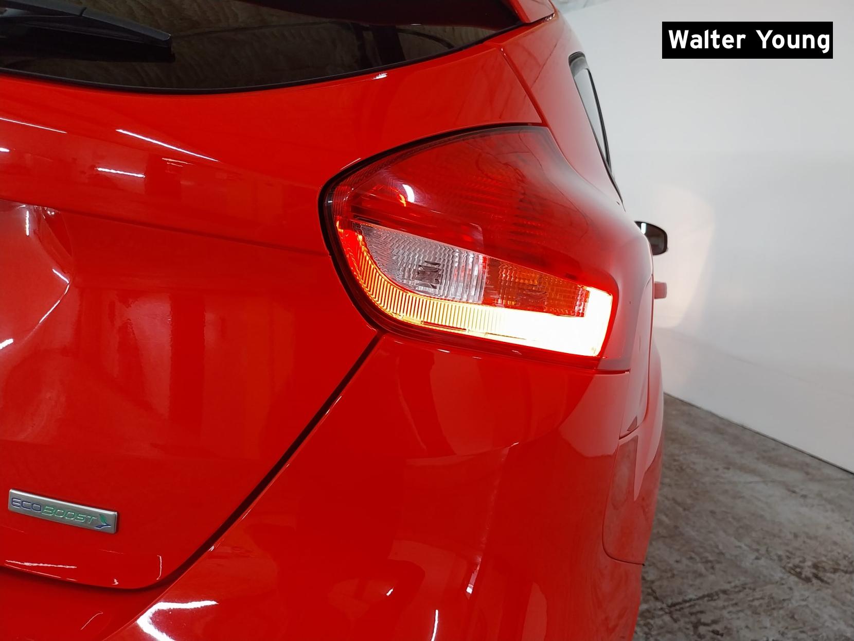 Ford Focus 1.0T EcoBoost ST-Line Hatchback 5dr Petrol Manual Euro 6 (s/s) (140 ps)