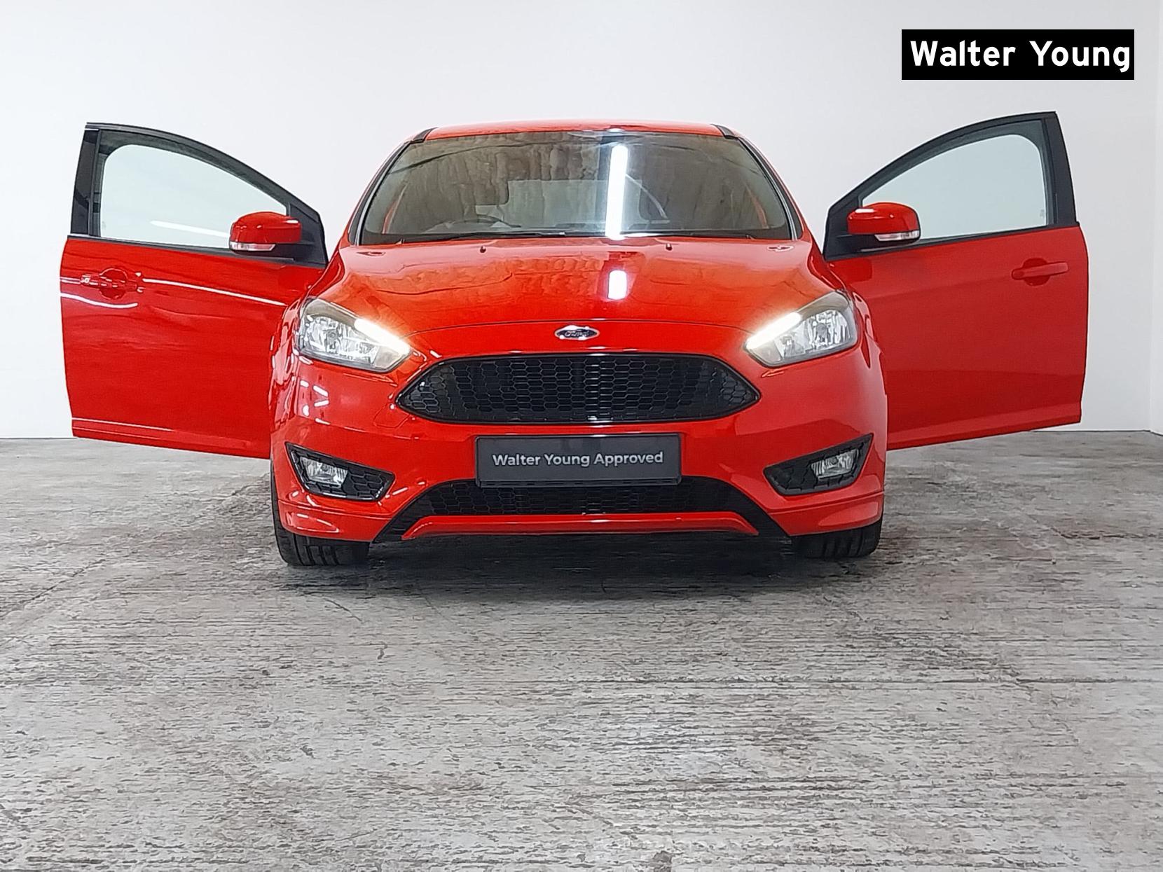Ford Focus 1.0T EcoBoost ST-Line Hatchback 5dr Petrol Manual Euro 6 (s/s) (140 ps)