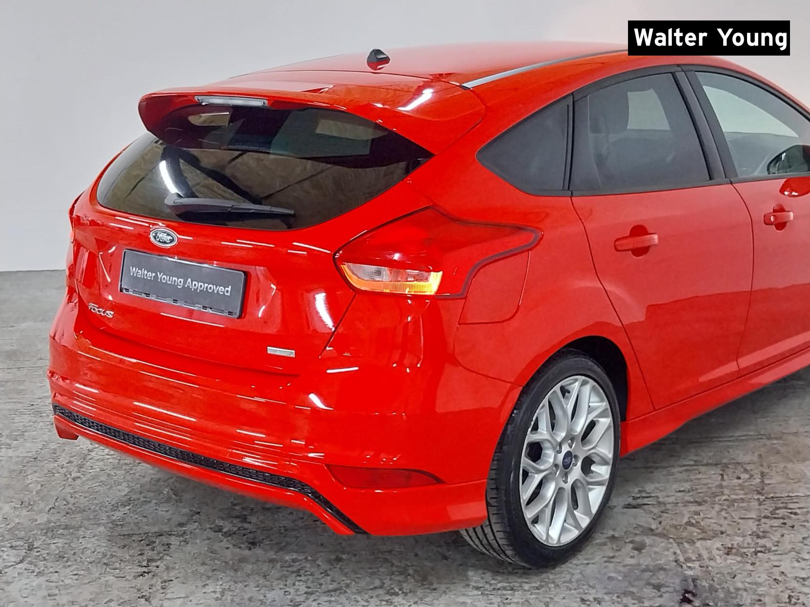 Ford Focus 1.0T EcoBoost ST-Line Hatchback 5dr Petrol Manual Euro 6 (s/s) (140 ps)