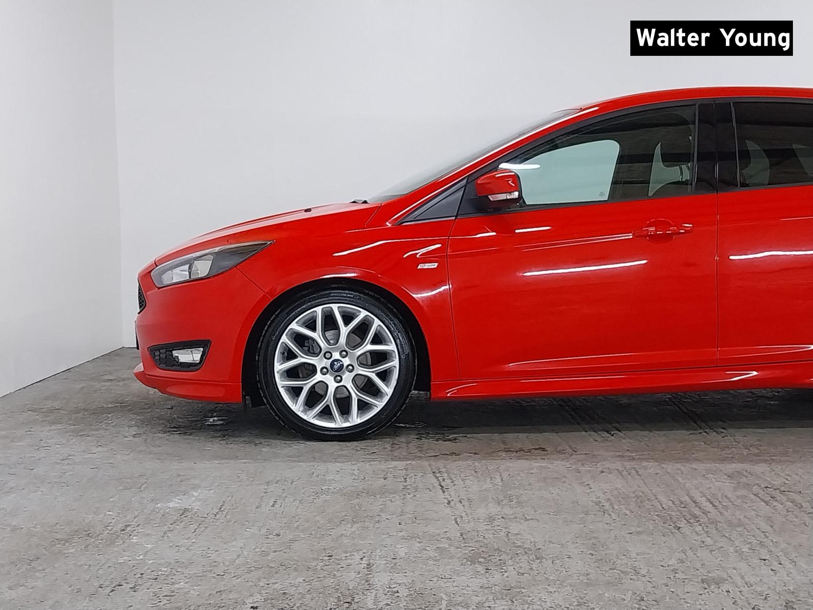 Ford Focus 1.0T EcoBoost ST-Line Hatchback 5dr Petrol Manual Euro 6 (s/s) (140 ps)
