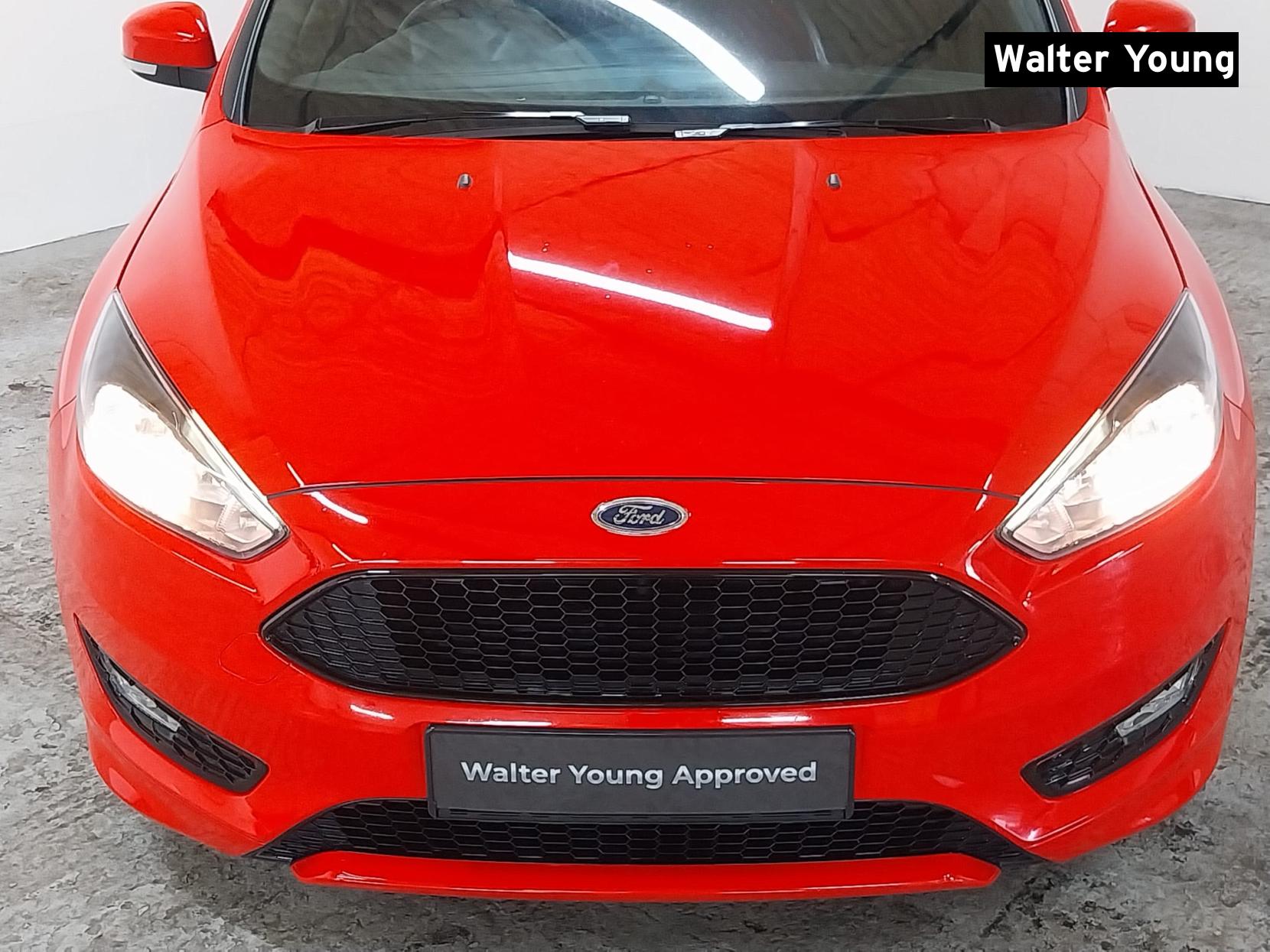 Ford Focus 1.0T EcoBoost ST-Line Hatchback 5dr Petrol Manual Euro 6 (s/s) (140 ps)