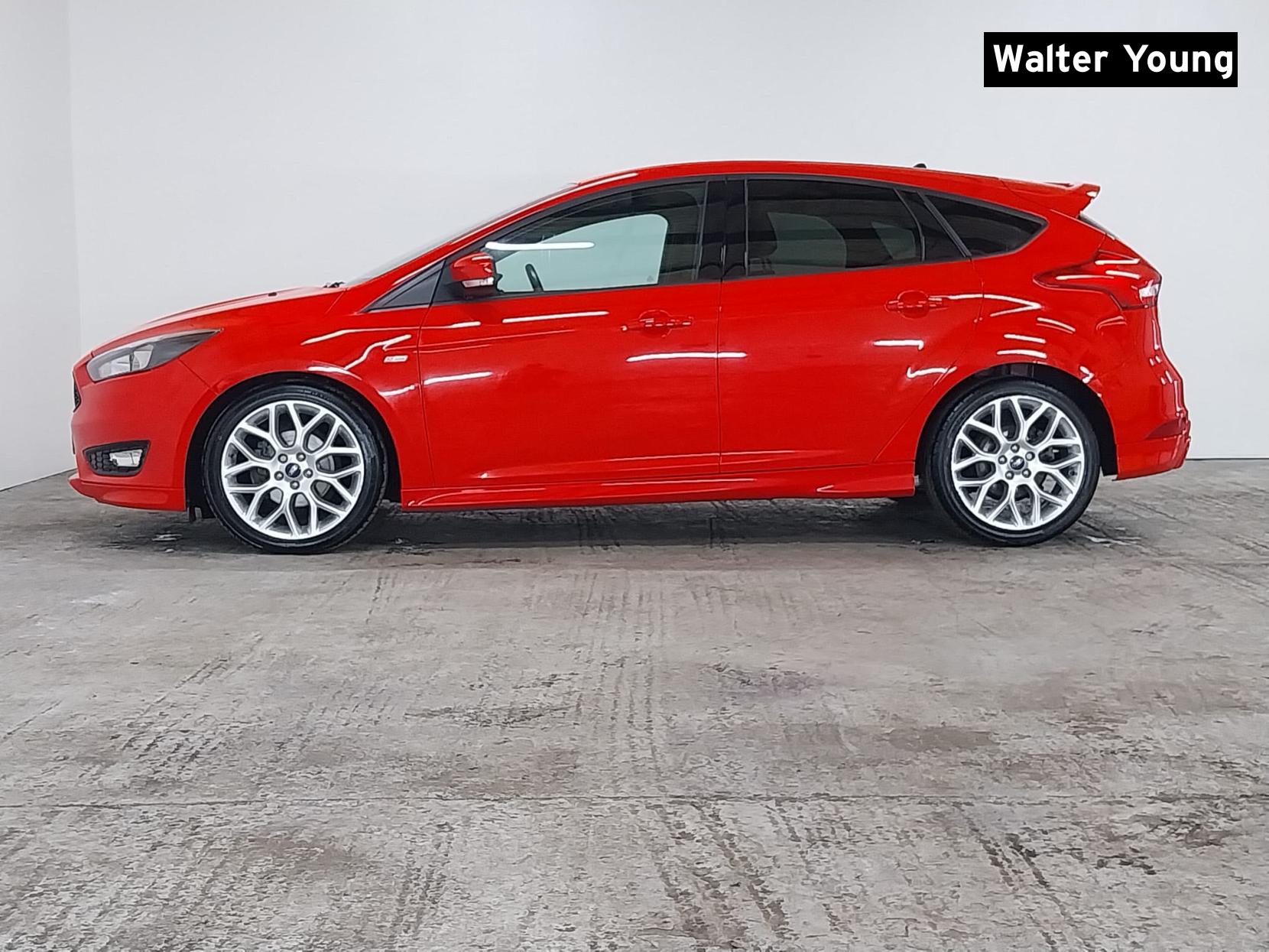 Ford Focus 1.0T EcoBoost ST-Line Hatchback 5dr Petrol Manual Euro 6 (s/s) (140 ps)