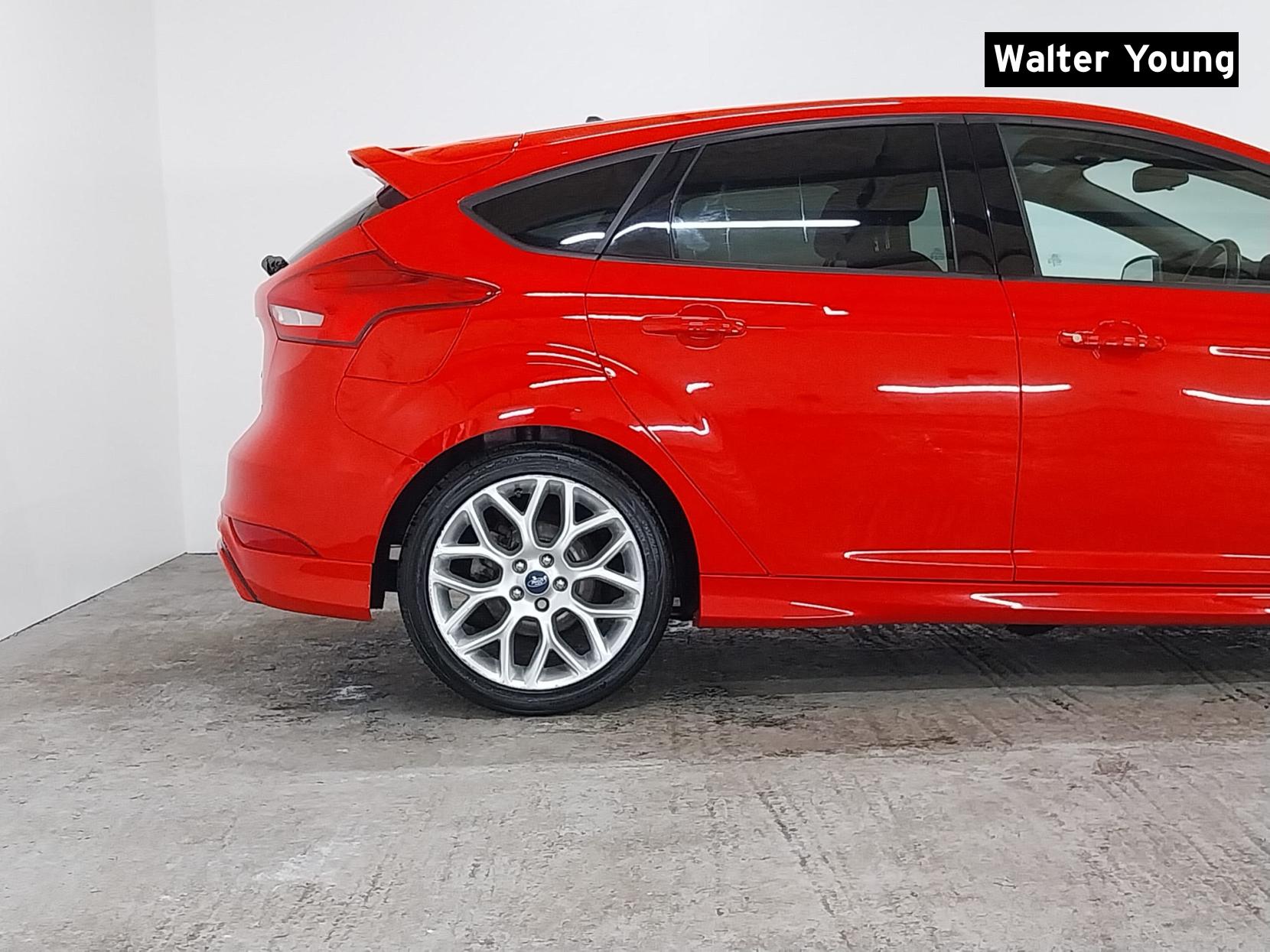 Ford Focus 1.0T EcoBoost ST-Line Hatchback 5dr Petrol Manual Euro 6 (s/s) (140 ps)
