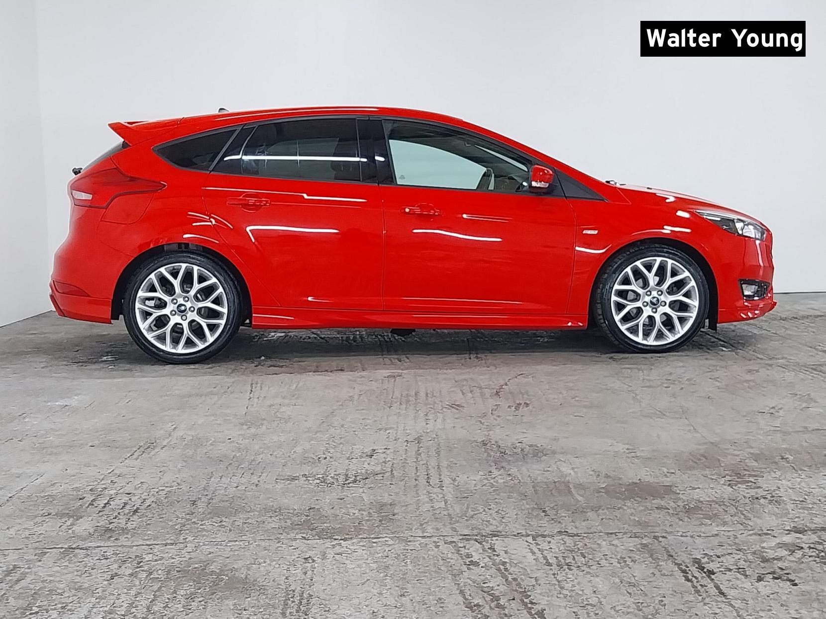 Ford Focus 1.0T EcoBoost ST-Line Hatchback 5dr Petrol Manual Euro 6 (s/s) (140 ps)