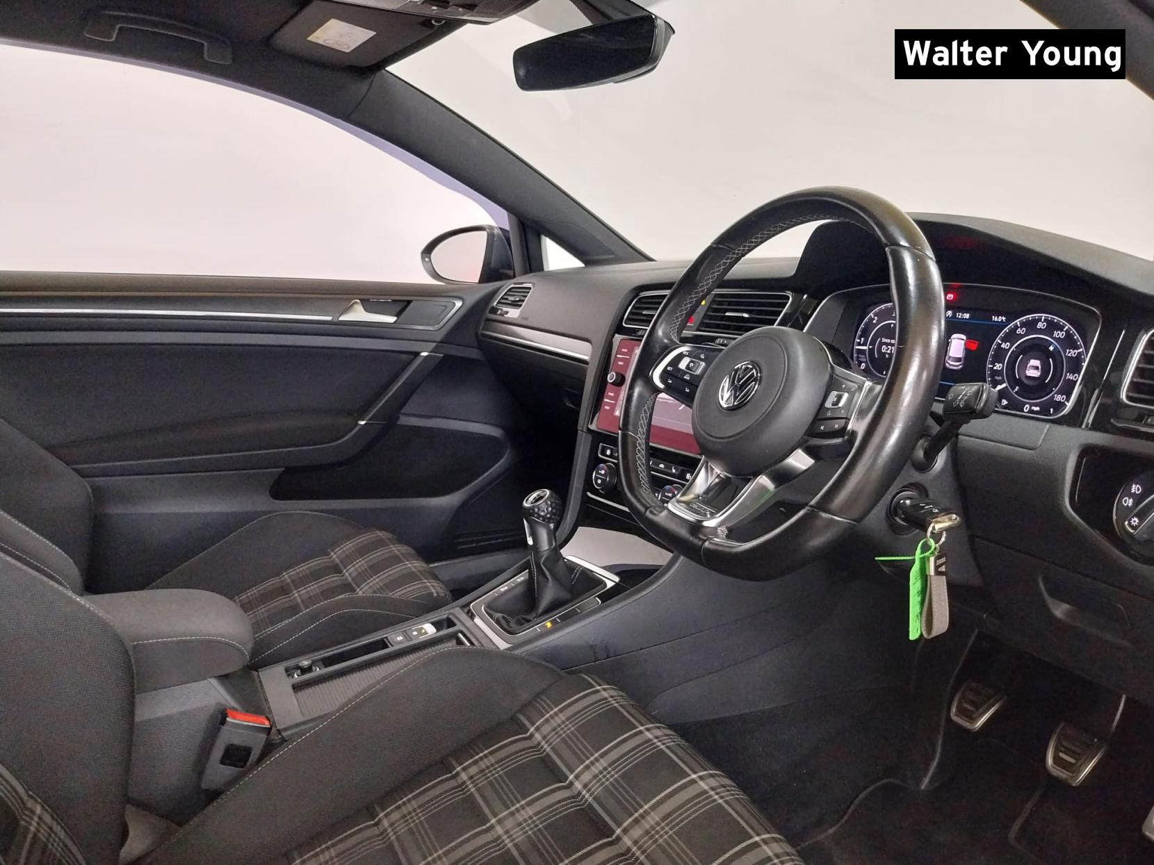 Volkswagen Golf 2.0 TDI BlueMotion Tech GTD Hatchback 3dr Diesel Manual Euro 6 (s/s) (184 ps)