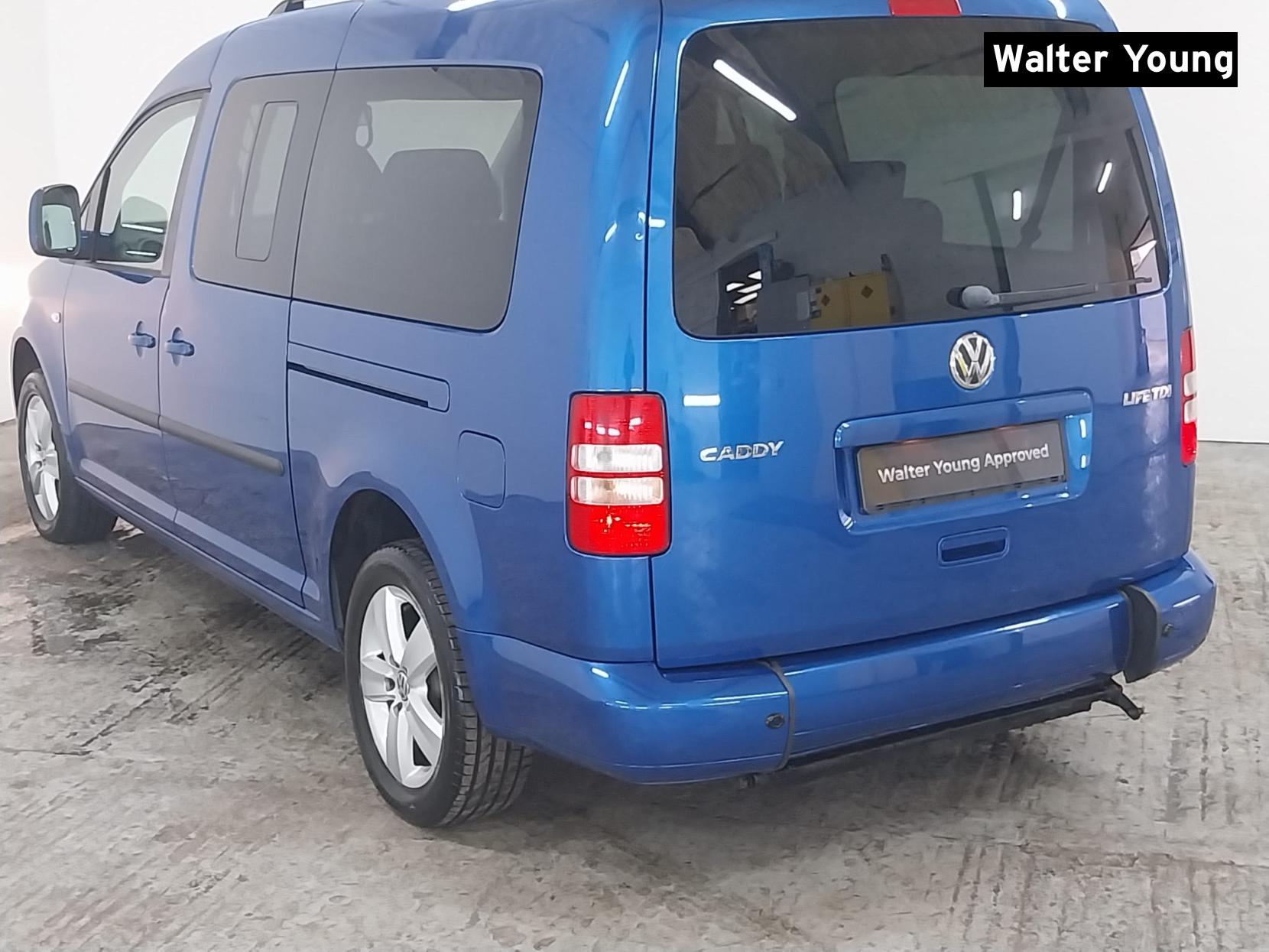 Volkswagen Caddy Maxi Life 1.6 TDI CR MPV 5dr Diesel DSG Euro 5 (102 ps)