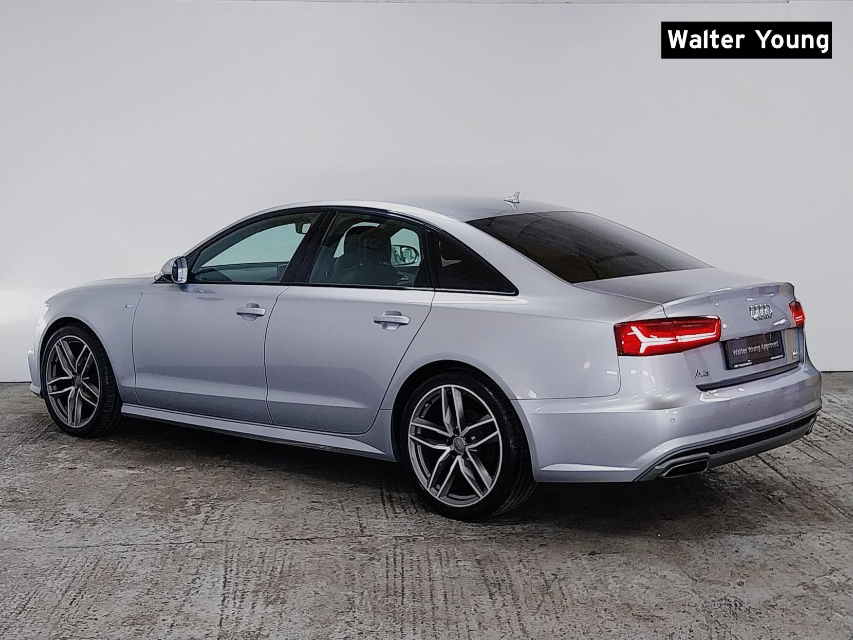 Audi A6 Saloon 2.0 TDI ultra S line Saloon 4dr Diesel S Tronic Euro 6 (s/s) (190 ps)