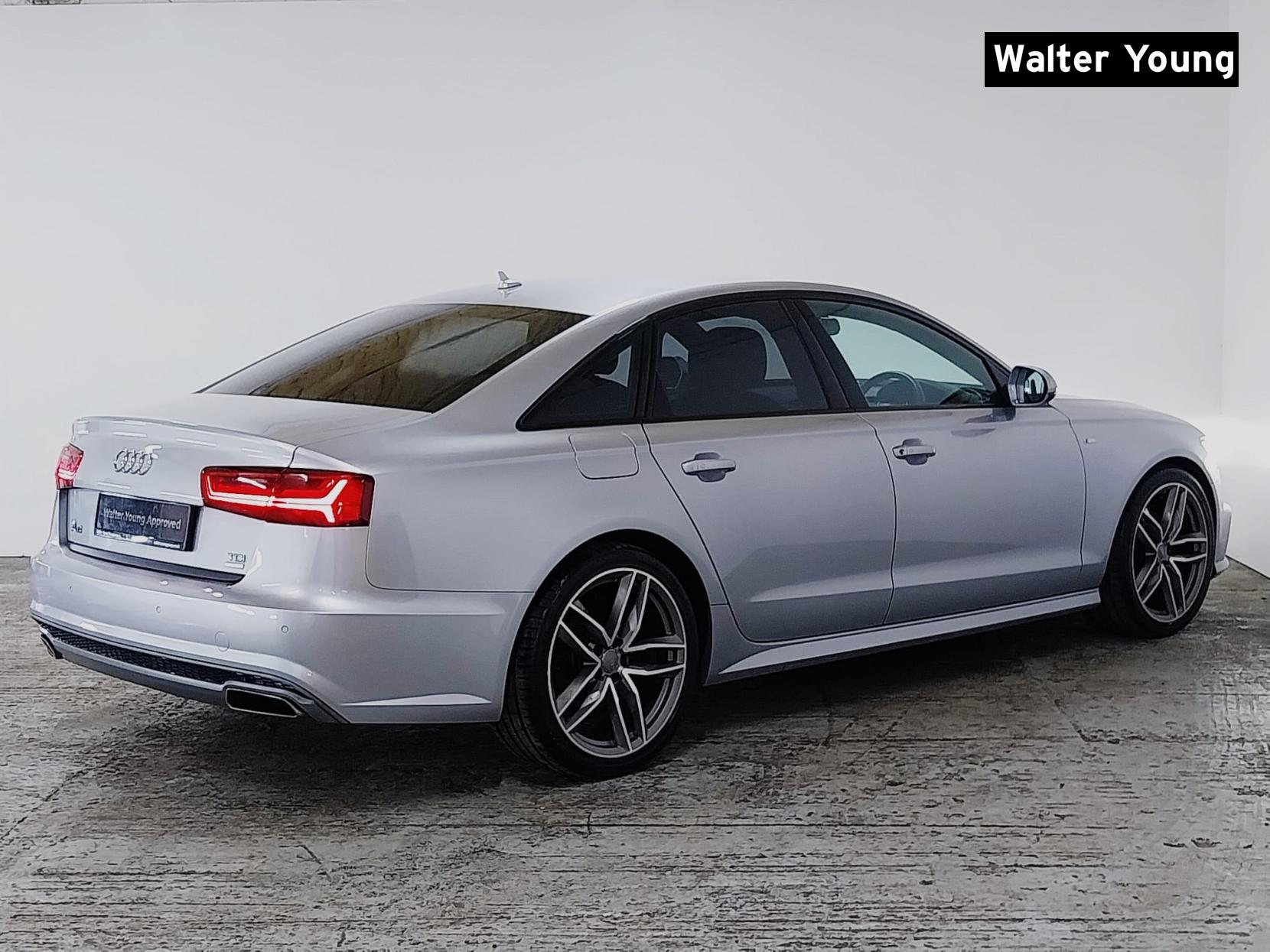 Audi A6 Saloon 2.0 TDI ultra S line Saloon 4dr Diesel S Tronic Euro 6 (s/s) (190 ps)