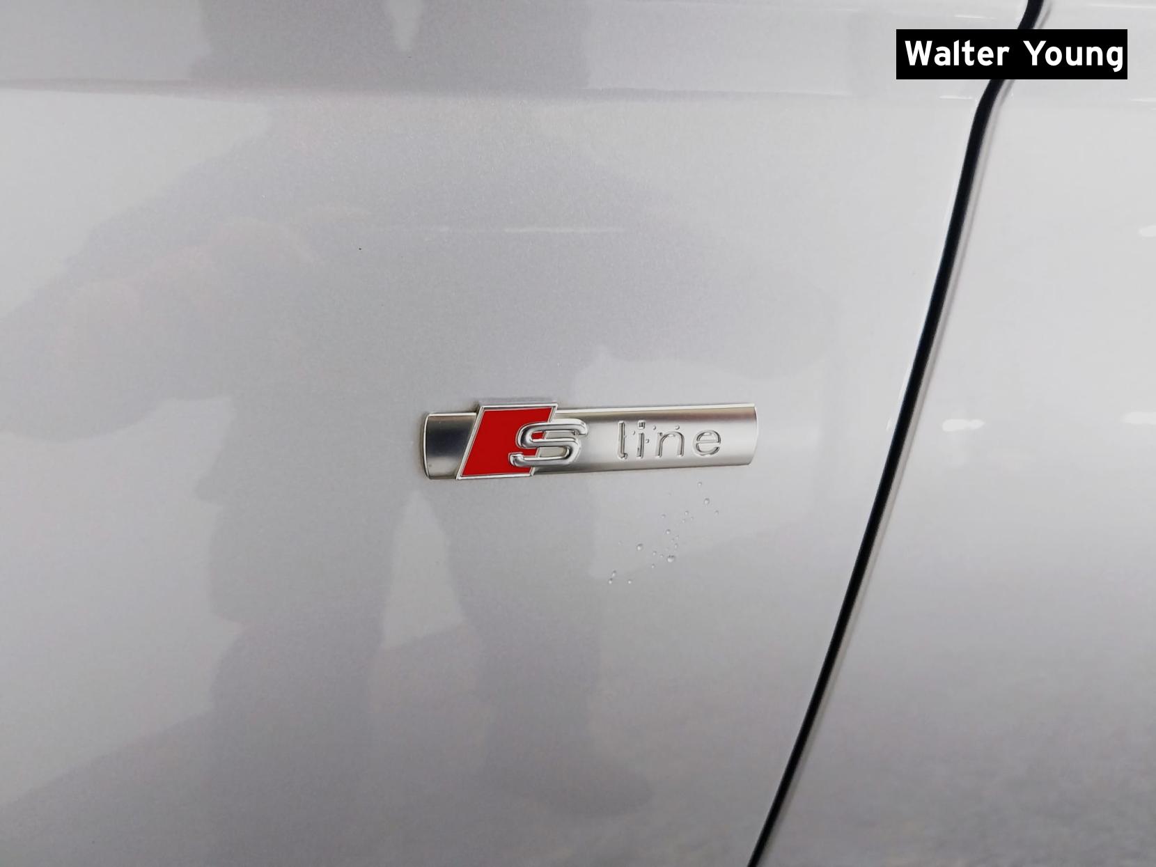 Audi A6 Saloon 2.0 TDI ultra S line Saloon 4dr Diesel S Tronic Euro 6 (s/s) (190 ps)