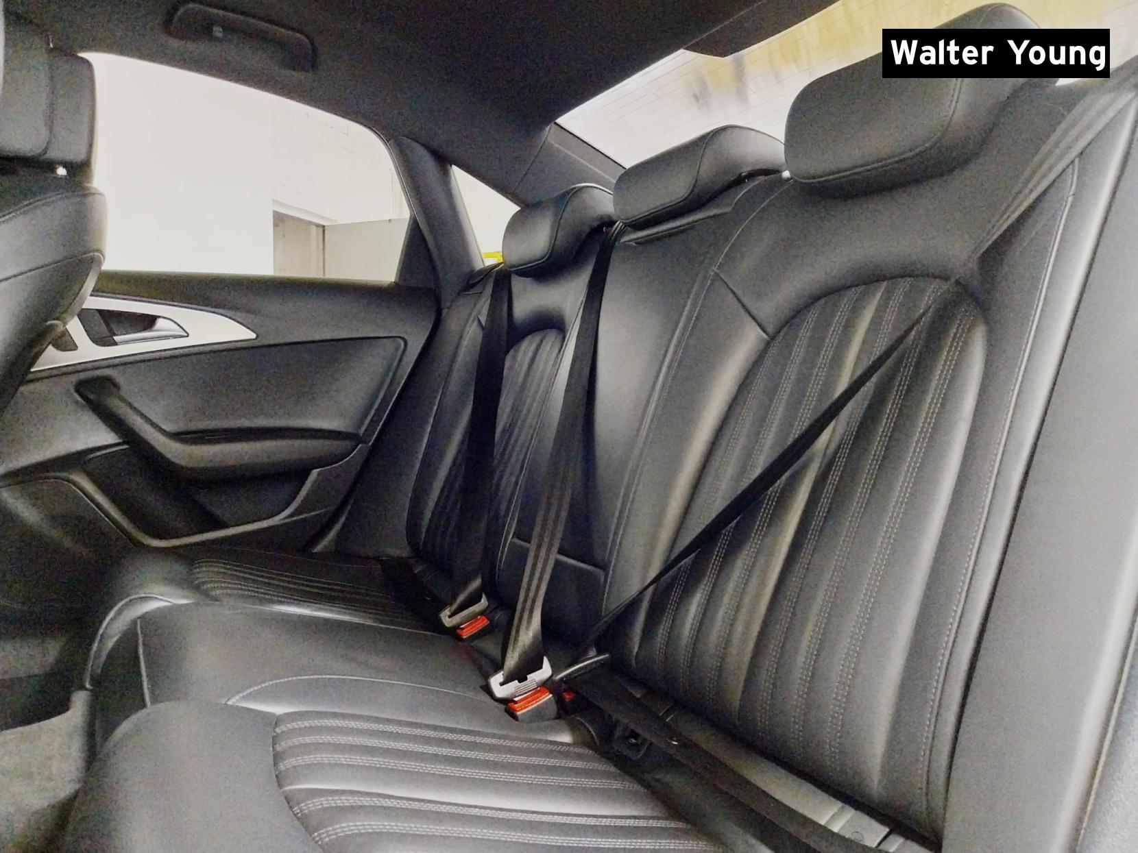 Audi A6 Saloon 2.0 TDI ultra S line Saloon 4dr Diesel S Tronic Euro 6 (s/s) (190 ps)