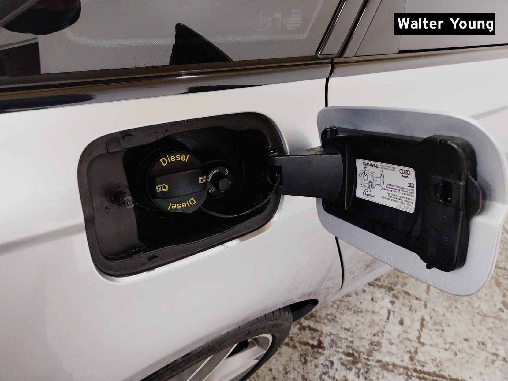 Audi A6 Saloon 2.0 TDI ultra S line Saloon 4dr Diesel S Tronic Euro 6 (s/s) (190 ps)