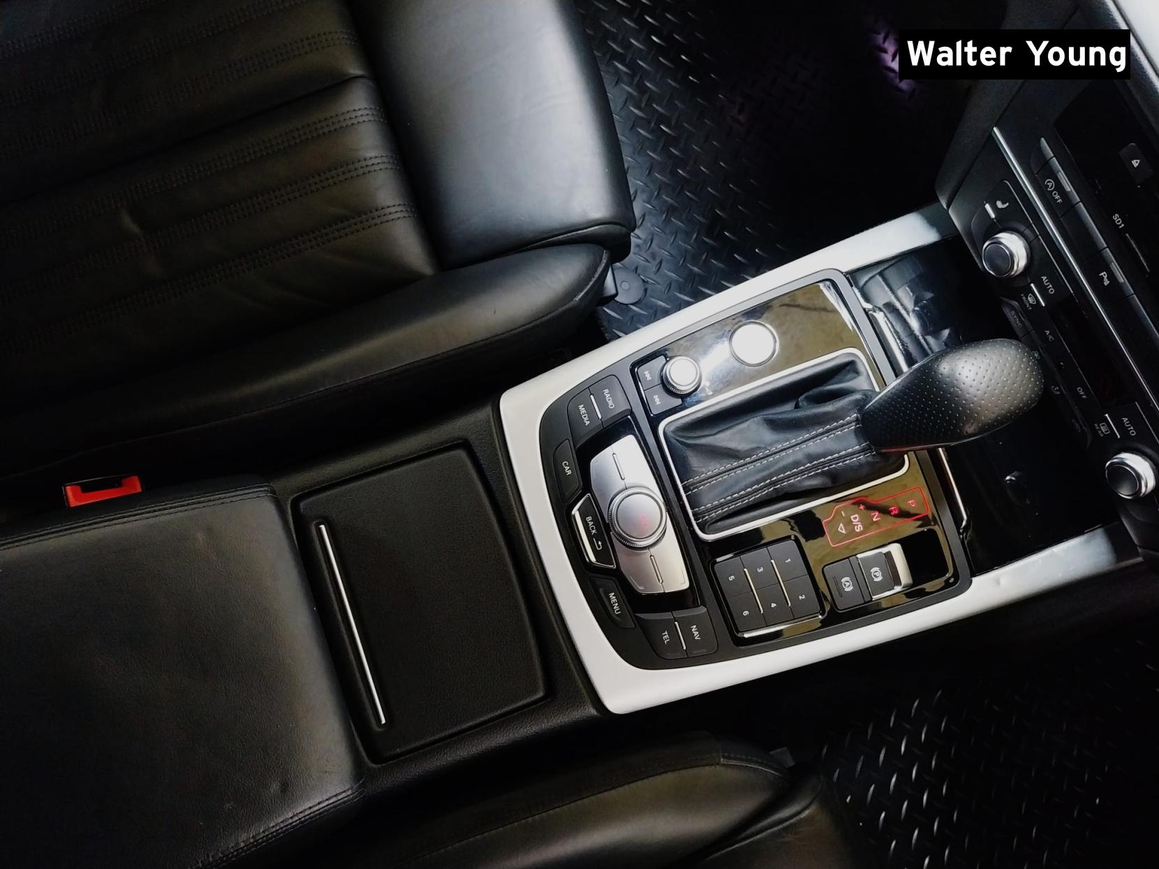 Audi A6 Saloon 2.0 TDI ultra S line Saloon 4dr Diesel S Tronic Euro 6 (s/s) (190 ps)