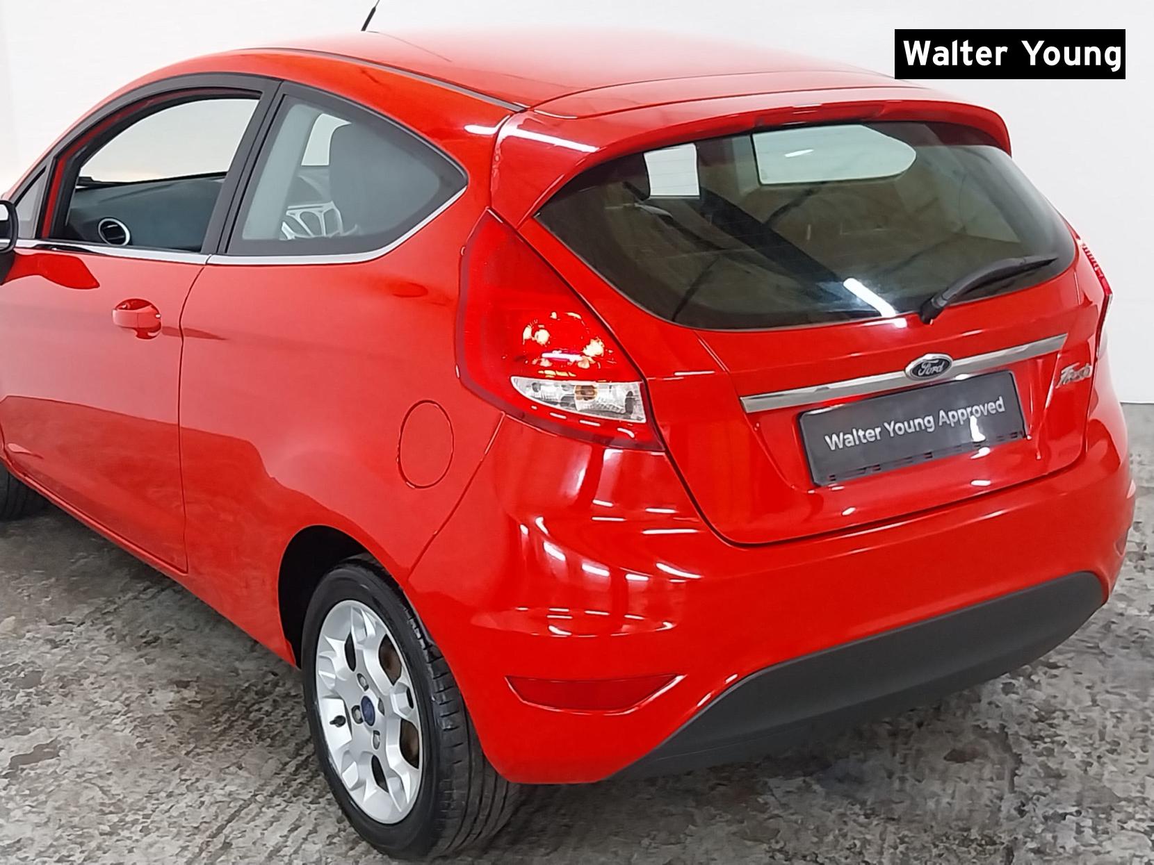 Ford Fiesta 1.25 Zetec Hatchback 3dr Petrol Manual (129 g/km, 81 bhp)
