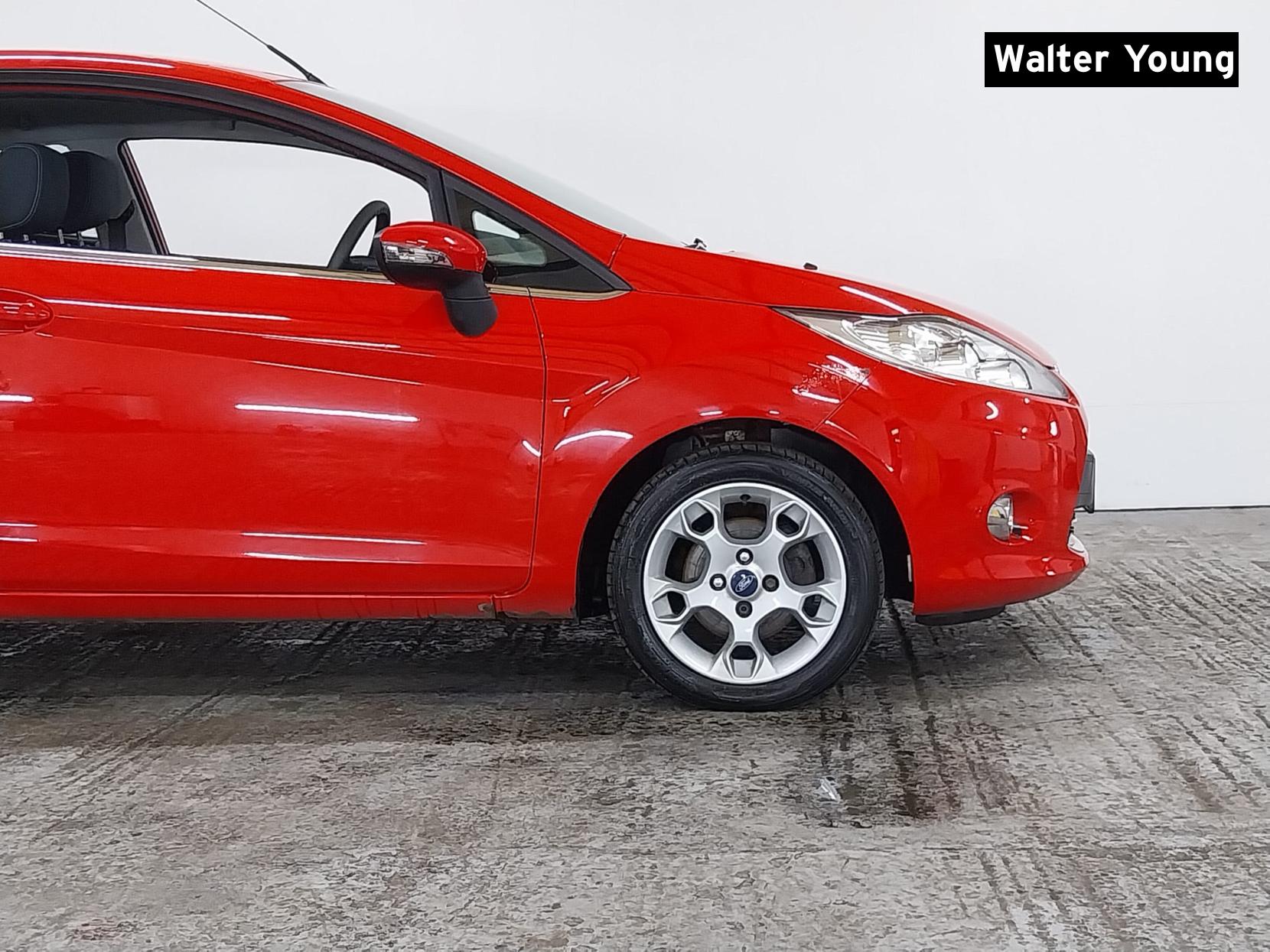 Ford Fiesta 1.25 Zetec Hatchback 3dr Petrol Manual (129 g/km, 81 bhp)