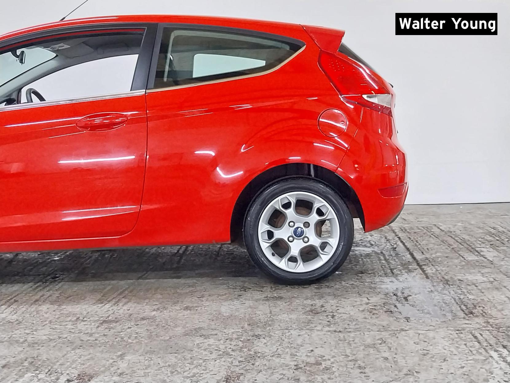 Ford Fiesta 1.25 Zetec Hatchback 3dr Petrol Manual (129 g/km, 81 bhp)
