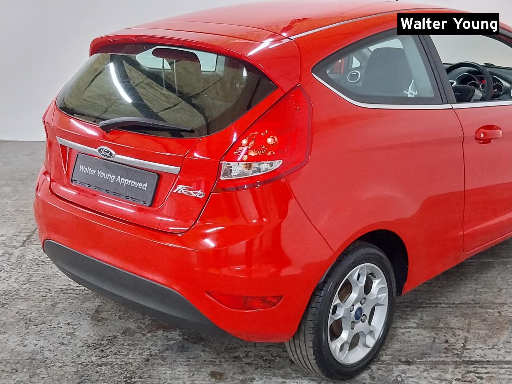Ford Fiesta 1.25 Zetec Hatchback 3dr Petrol Manual (129 g/km, 81 bhp)