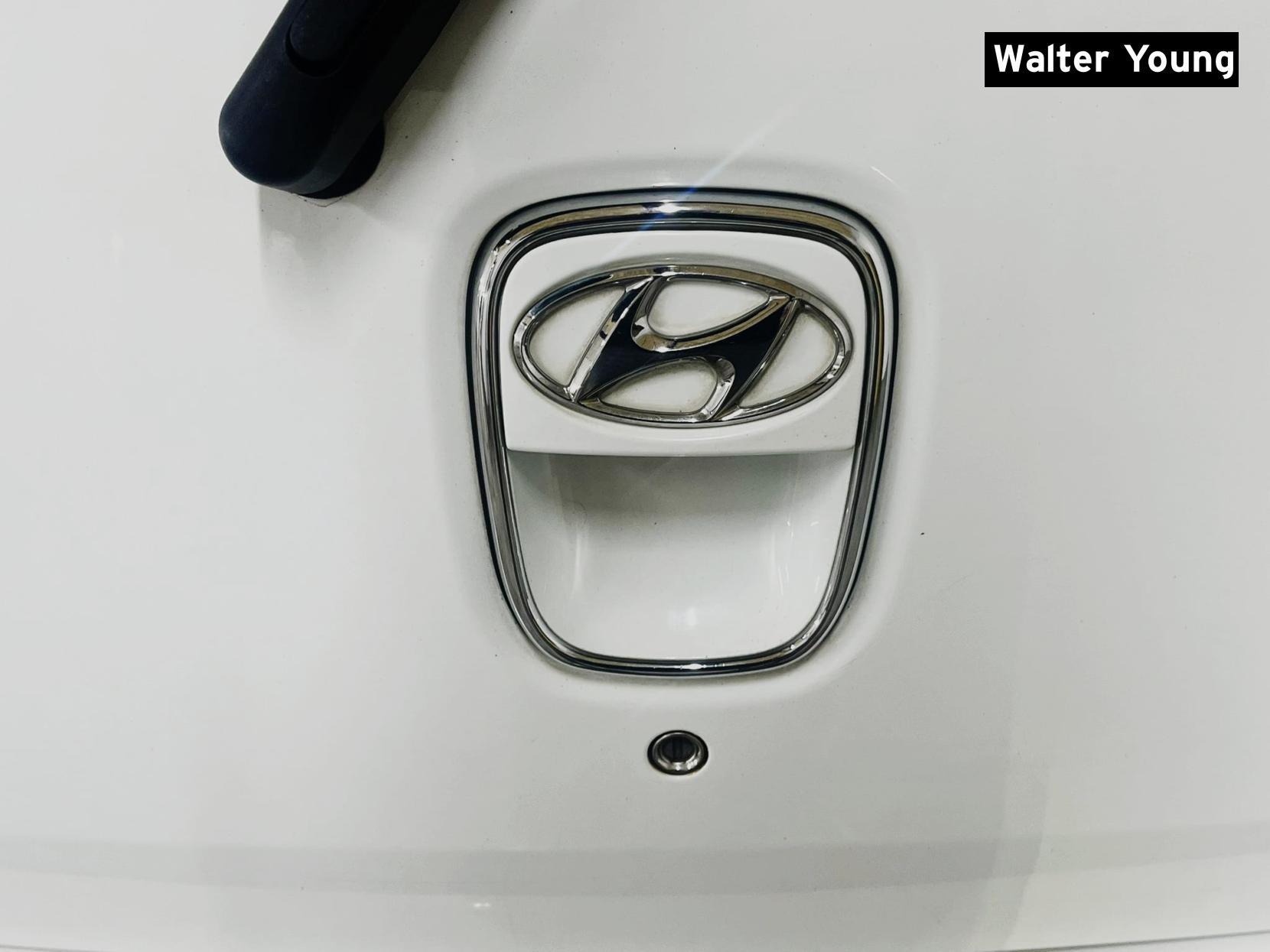 Hyundai i10 1.2 Active Hatchback 5dr Petrol Manual Euro 5 (85 bhp)