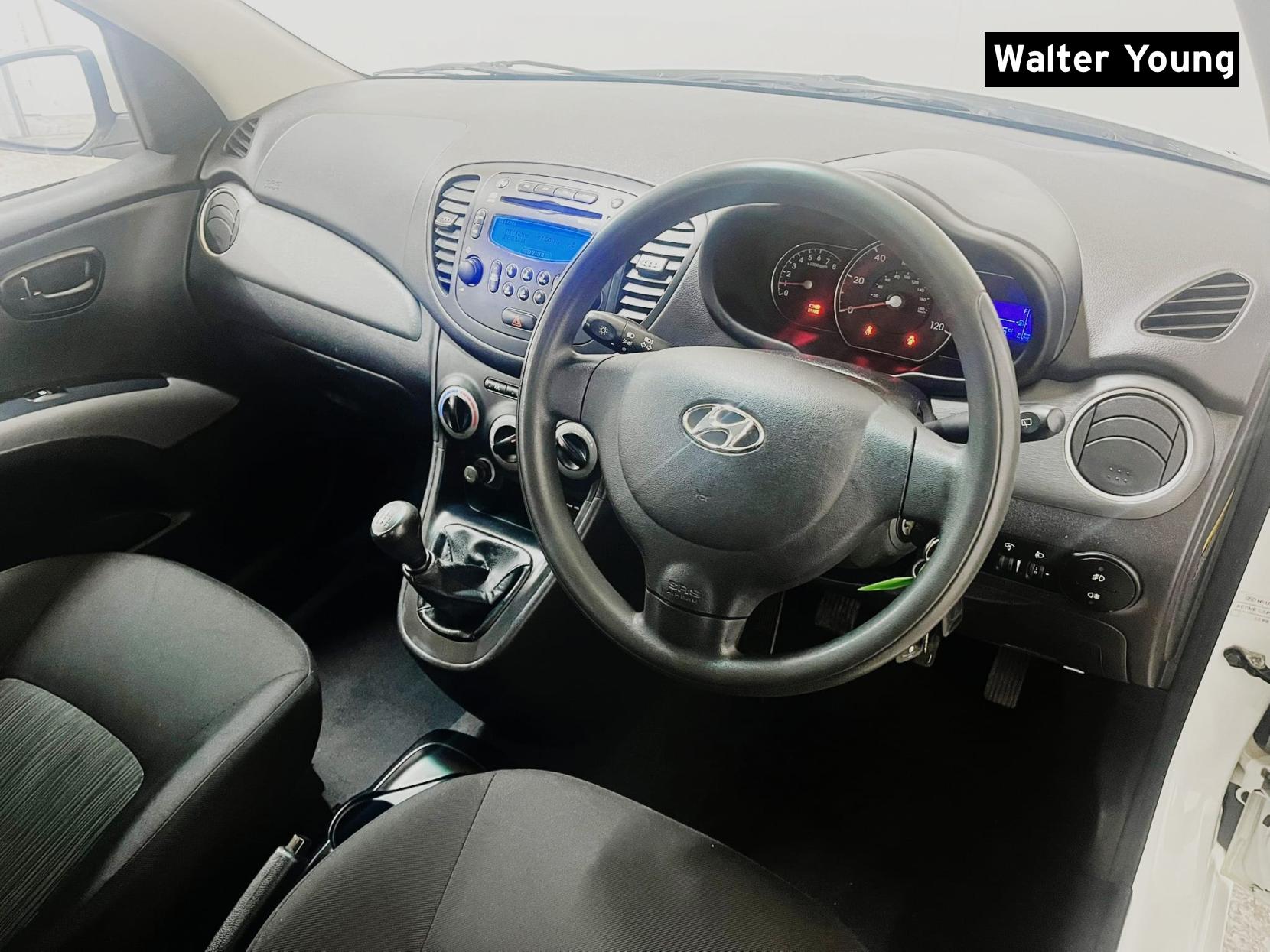 Hyundai i10 1.2 Active Hatchback 5dr Petrol Manual Euro 5 (85 bhp)