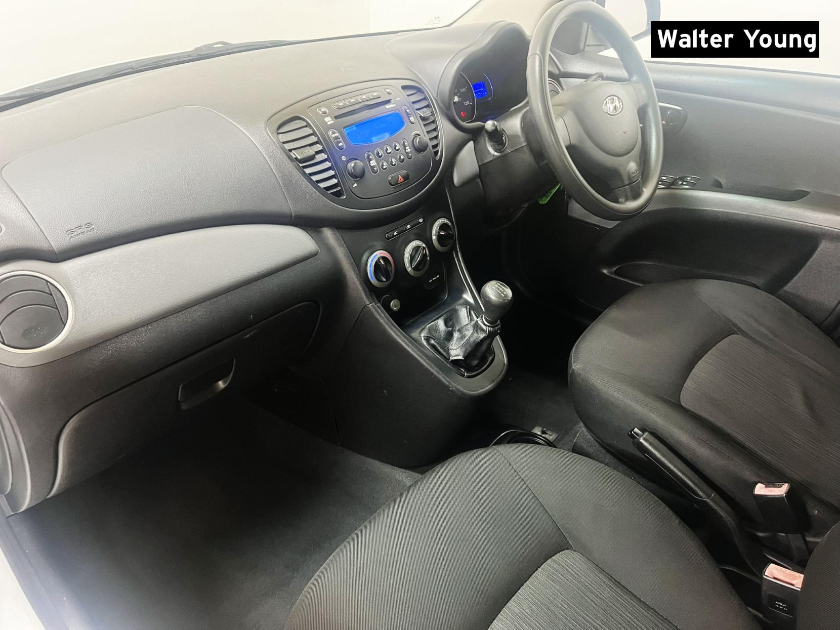 Hyundai i10 1.2 Active Hatchback 5dr Petrol Manual Euro 5 (85 bhp)